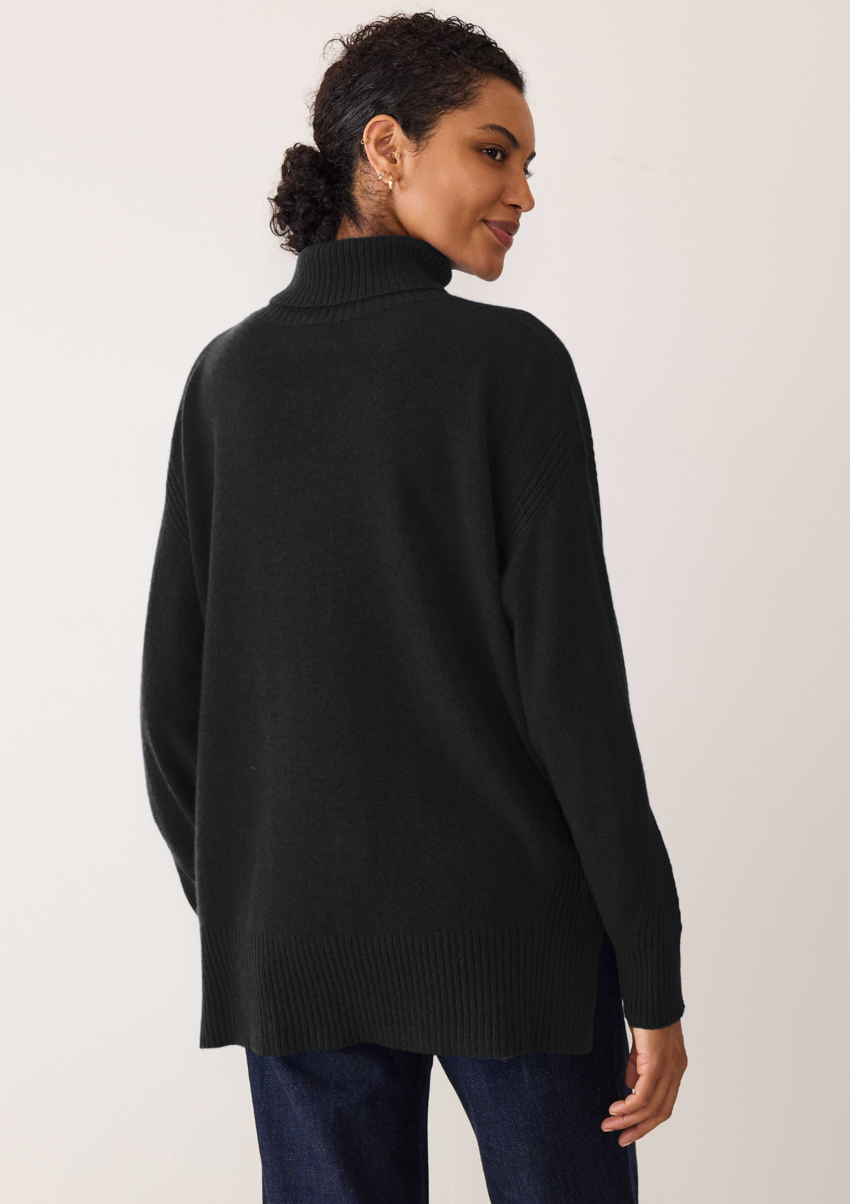Chevron Detail Relaxed Polo Sweater in Jet Black