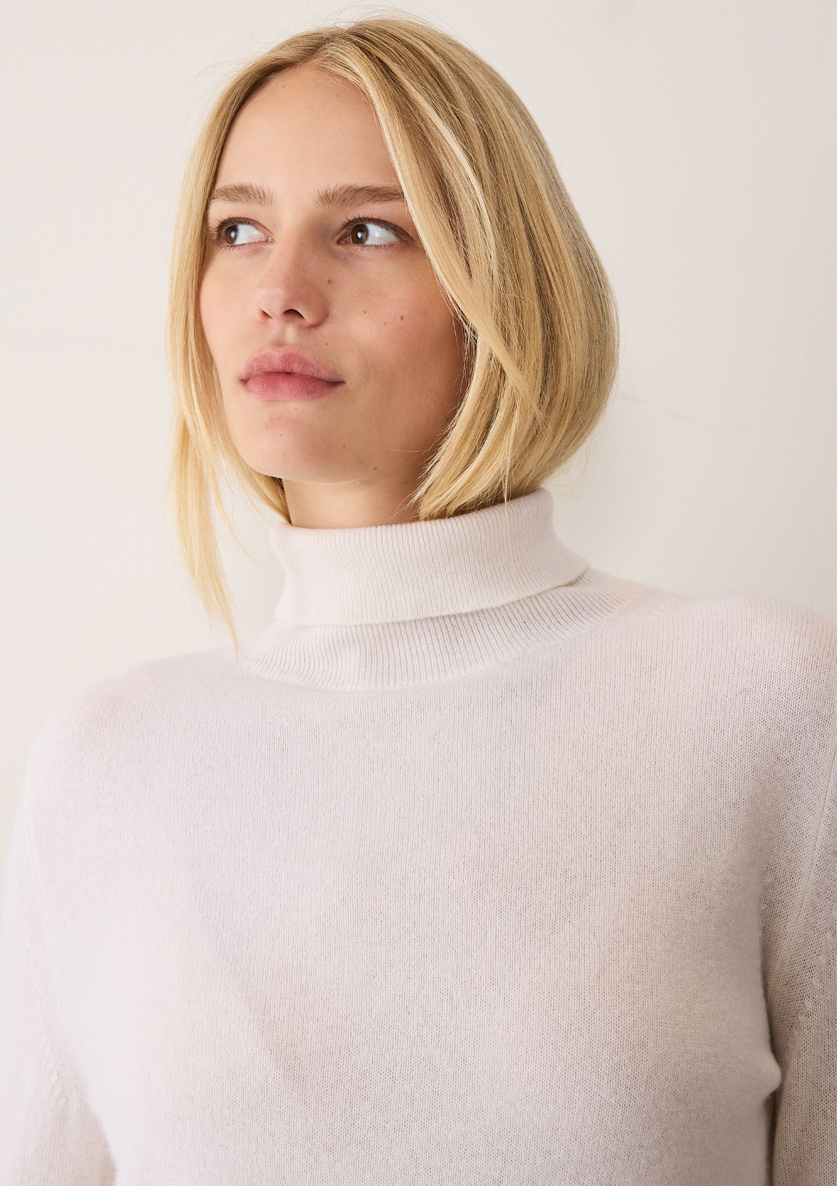 Cashmere Polo Neck Sweater in Snow White