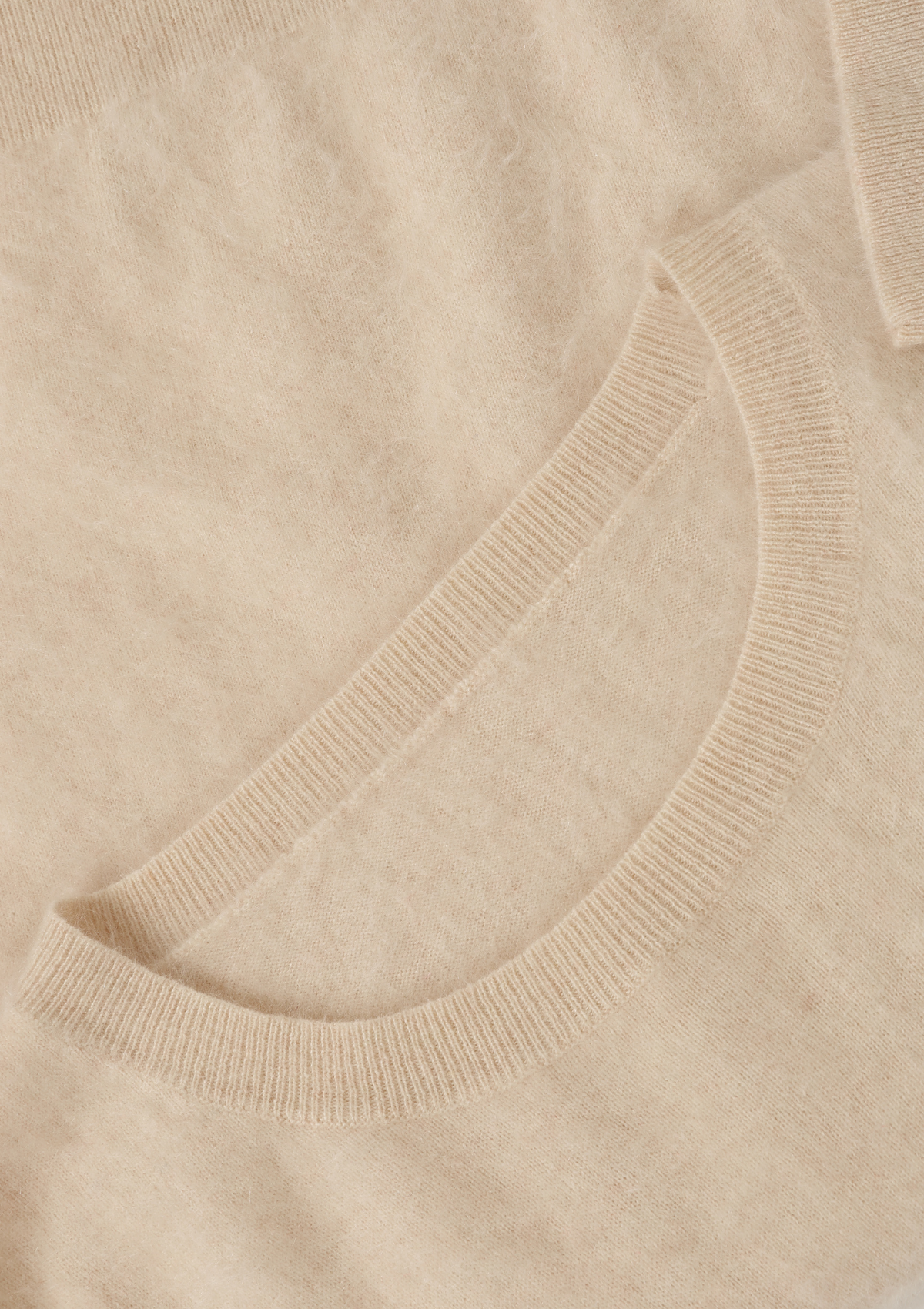 Brushed Cashmere Sweater in Porcelaine White