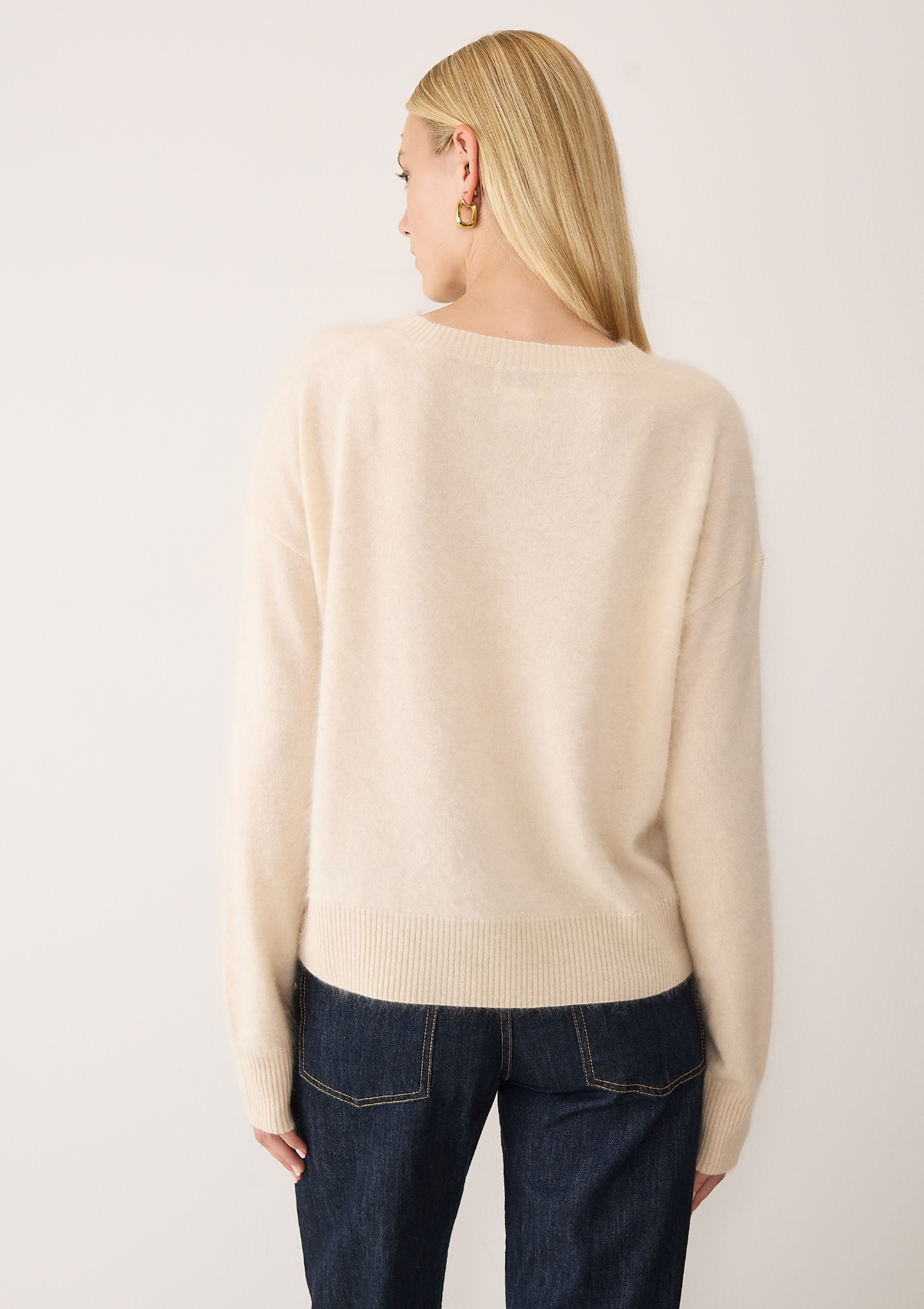 Brushed Cashmere Sweater in Porcelaine White