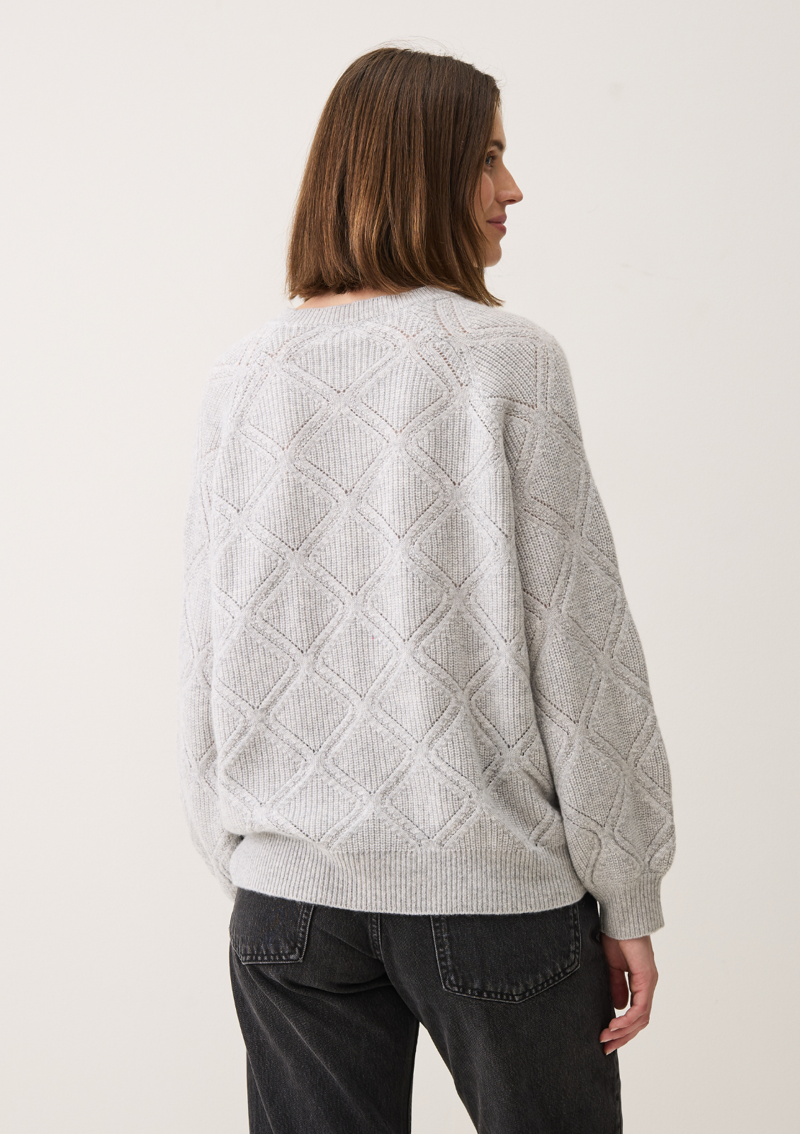Diamond Stitch Sweater in Foggy Grey