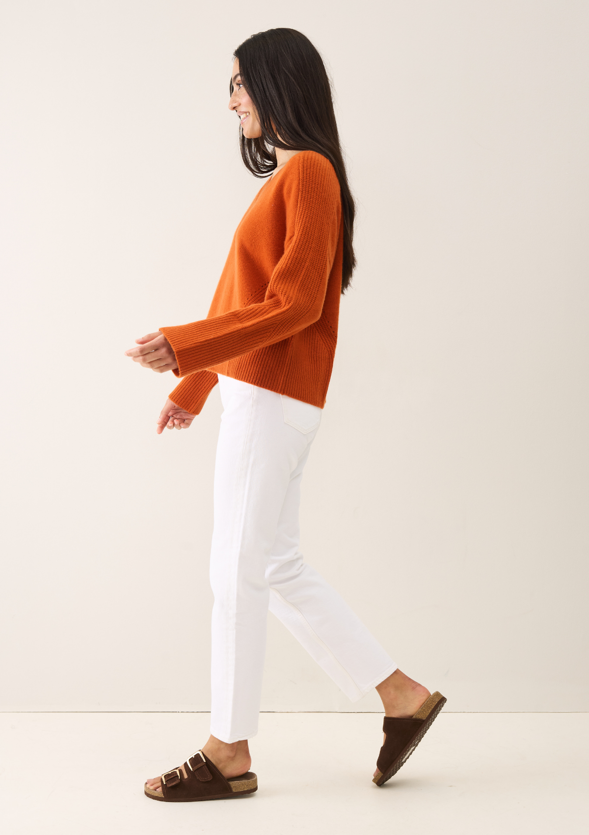 V-Neck Lofty Sweatshirt in Marmalade Orange