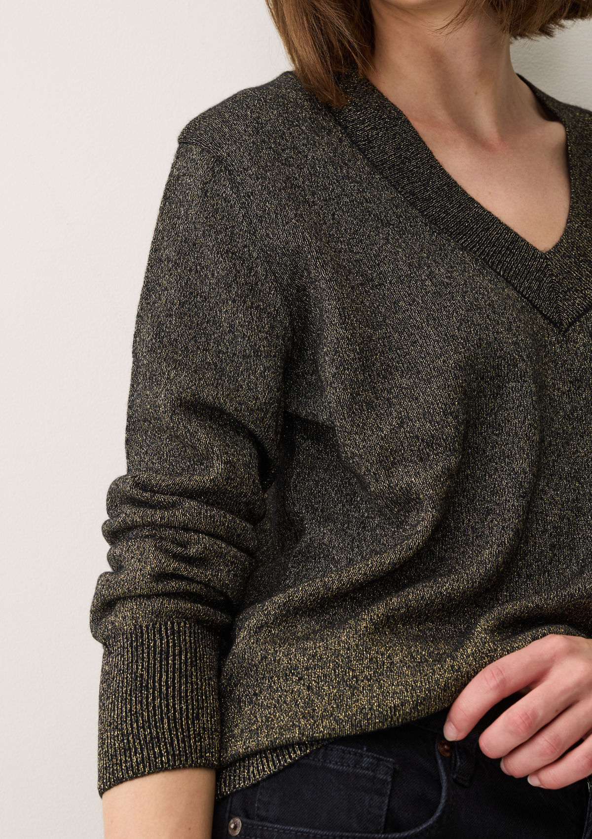 V-Neck Sweater in Black & Gold Lurex Twist