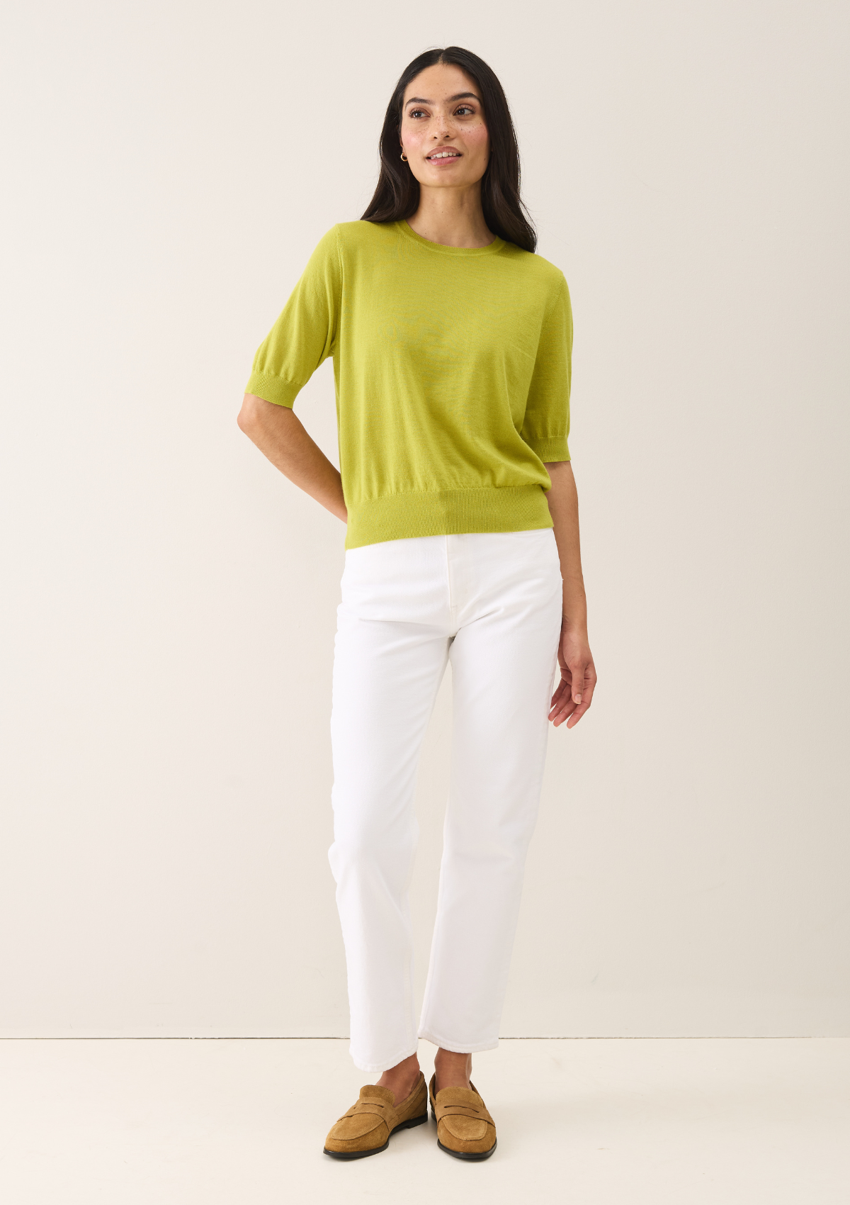 Crew Neck Short Sleeve Sweater in Tendril Green