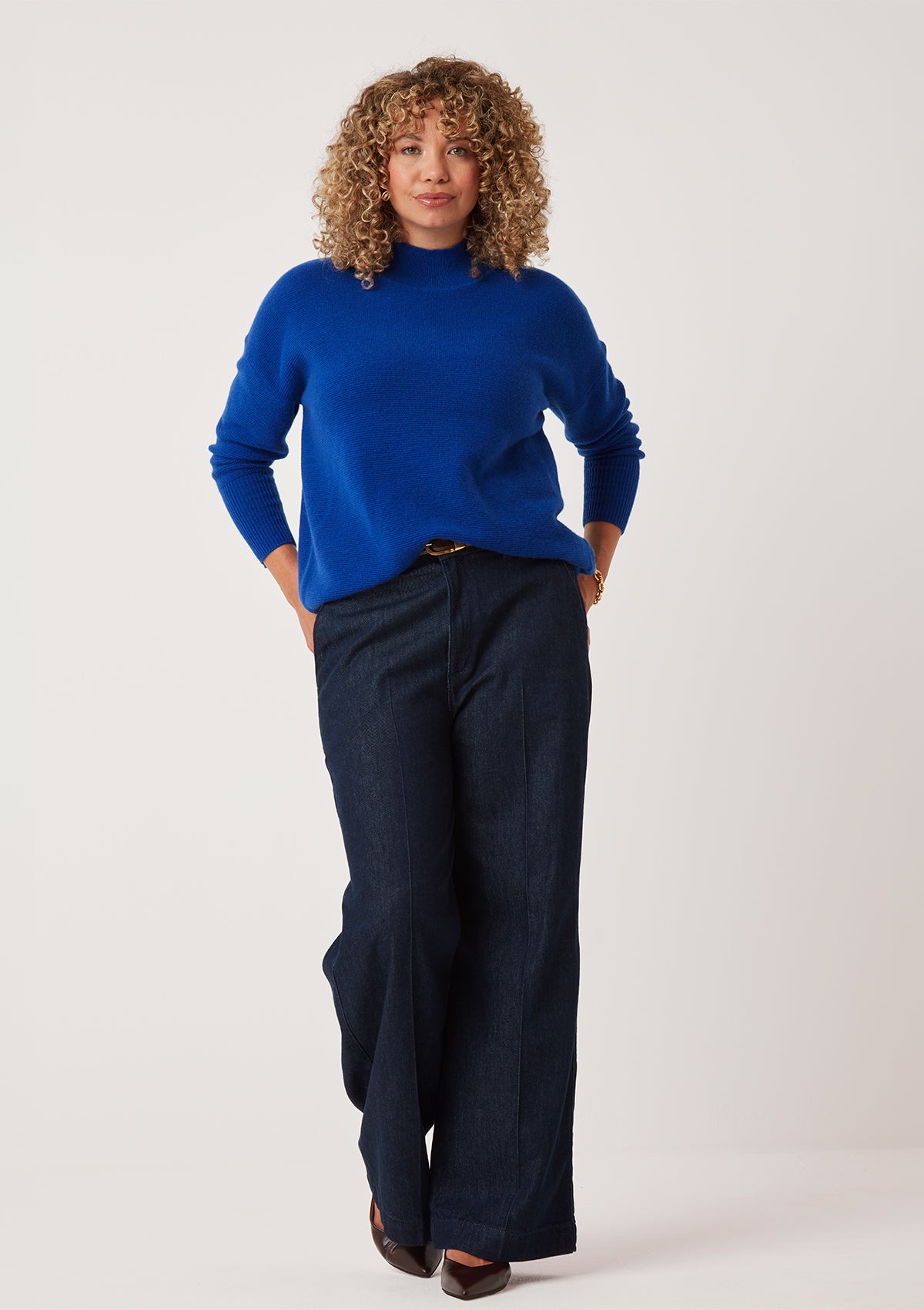 Cashmere Links Turtle Neck Sweater in Lapis Blue