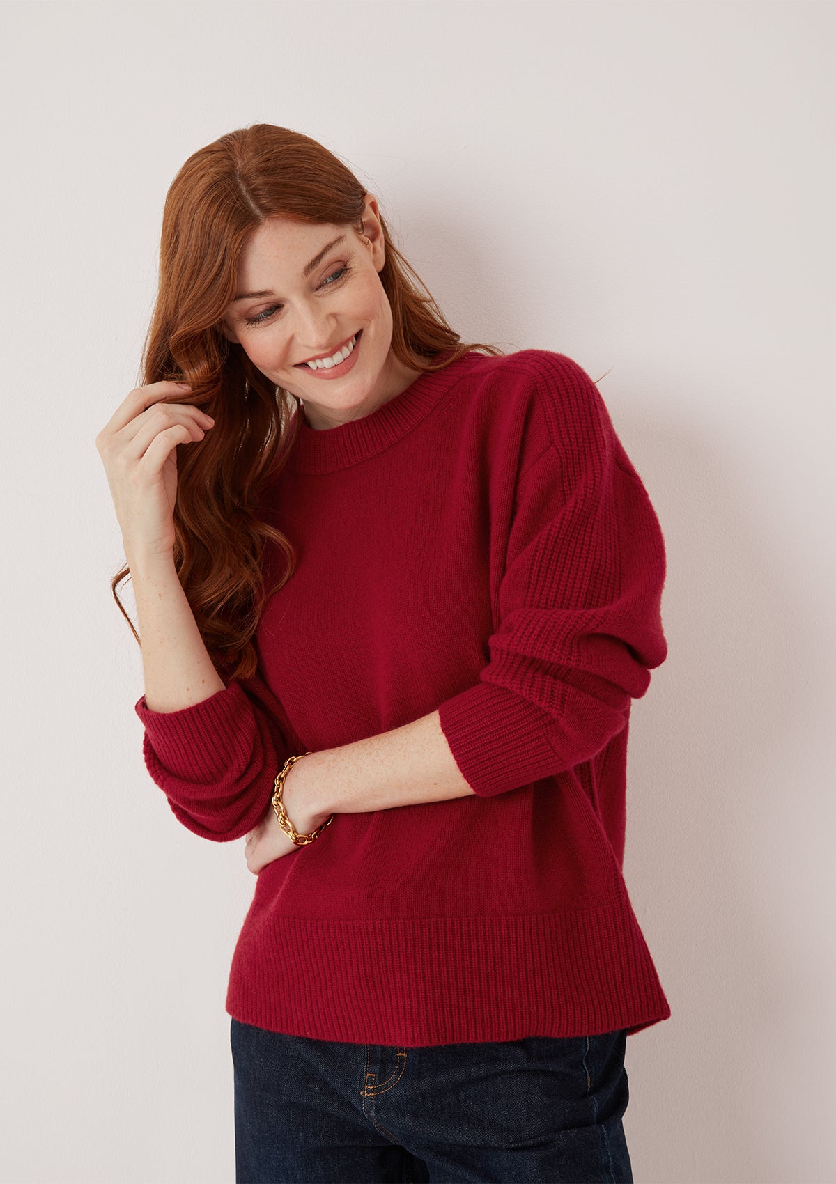 Cashmere Longline Crew Neck Sweater in Garnet Red
