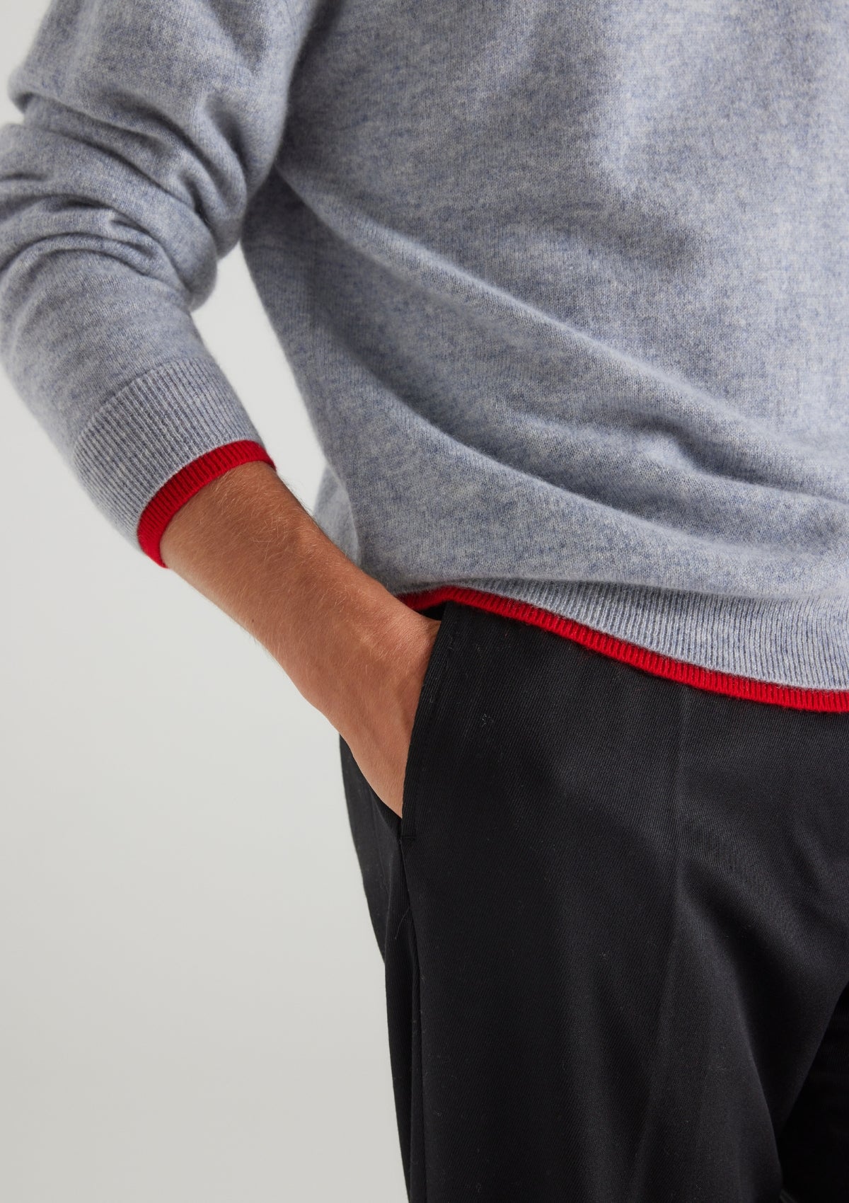 Mens Cashmere Crew Neck Sweater in Quarry Grey