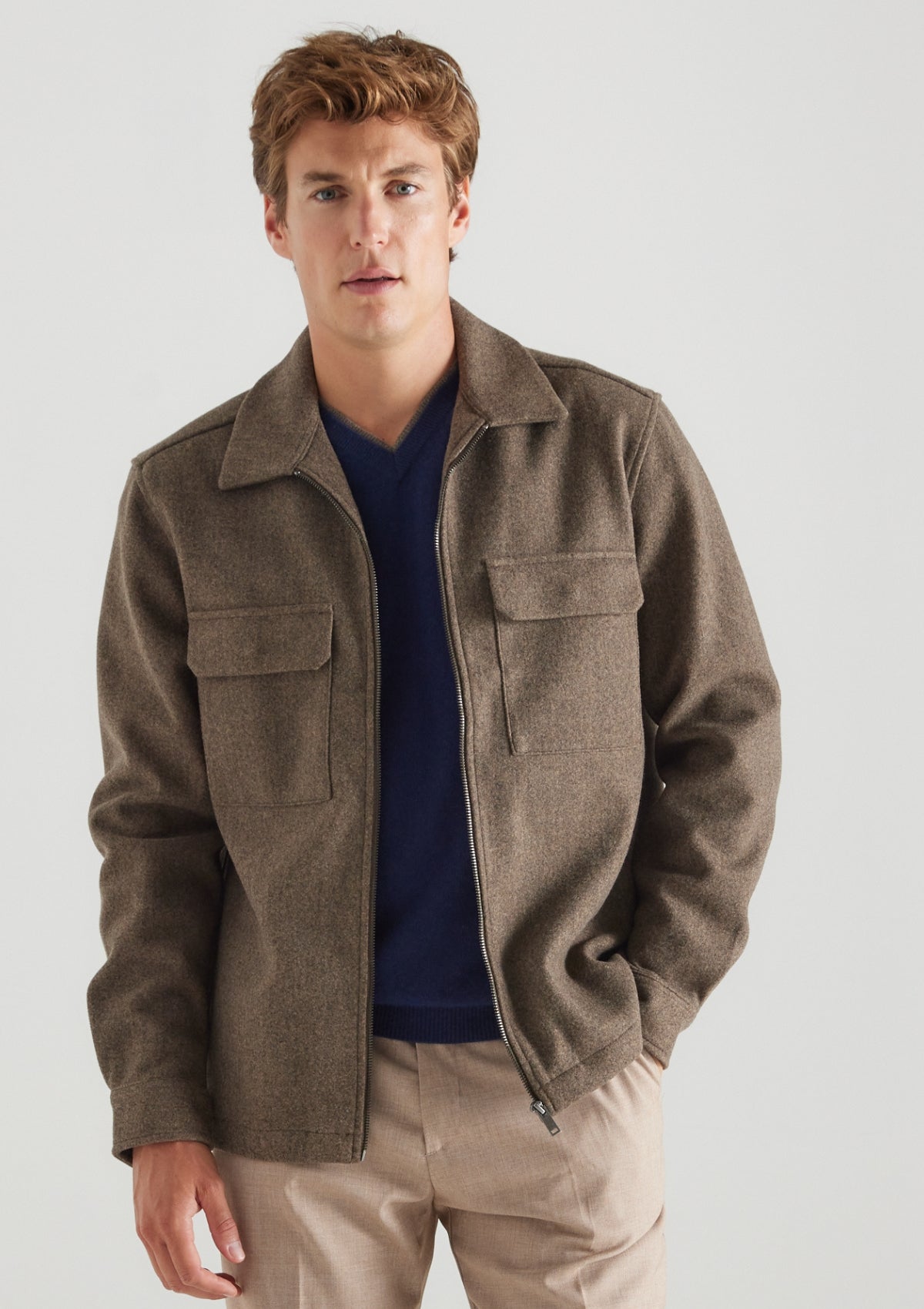 Mens Cashmere V Neck Sweater in Midnight Blue