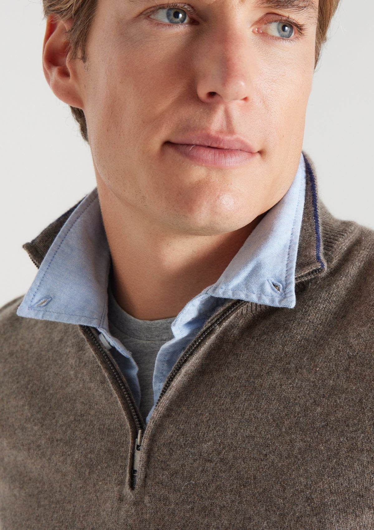 Mens Cashmere Half Zip Sweater in Otter Brown