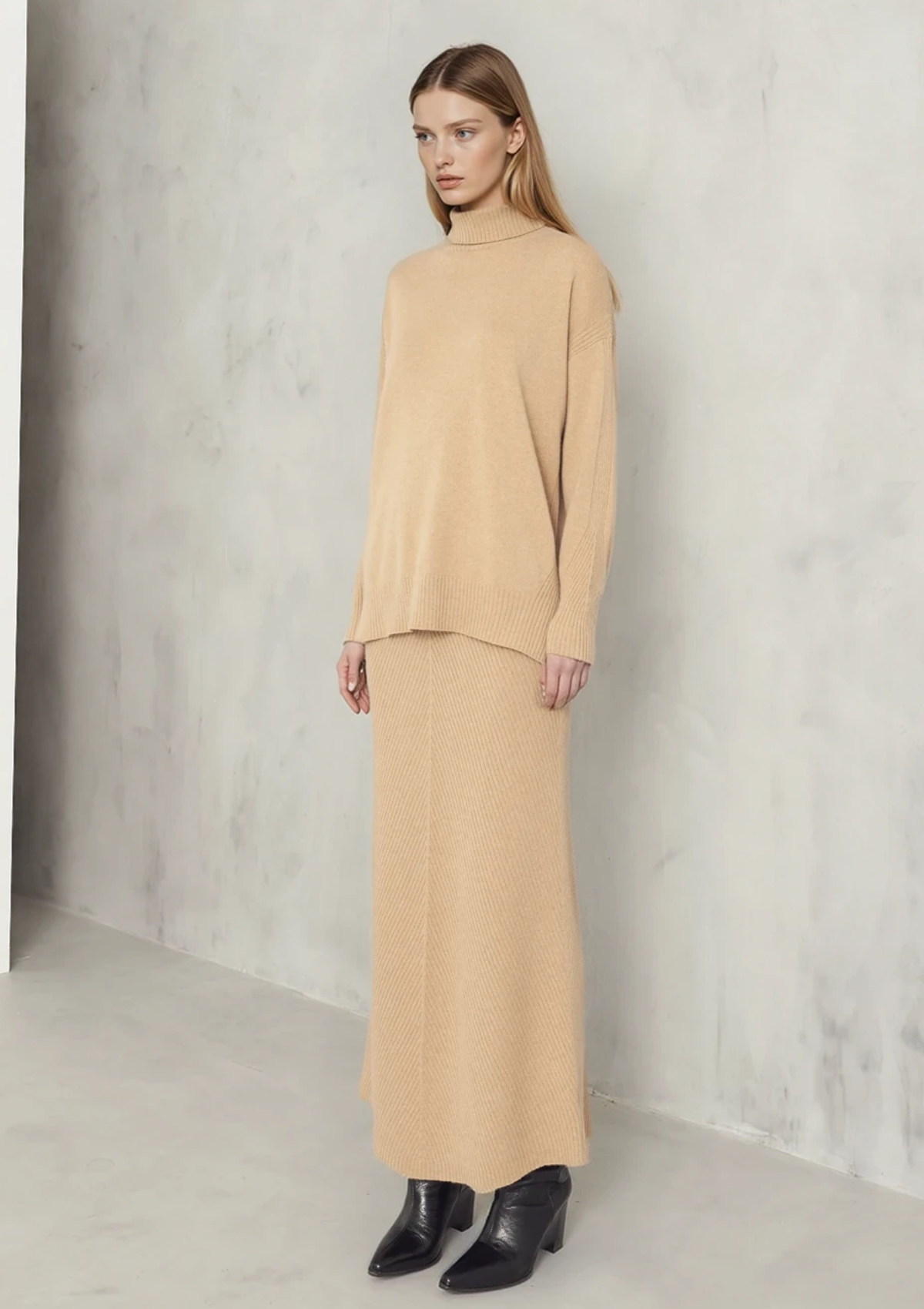 Cashmere Chevron Skirt in Praline