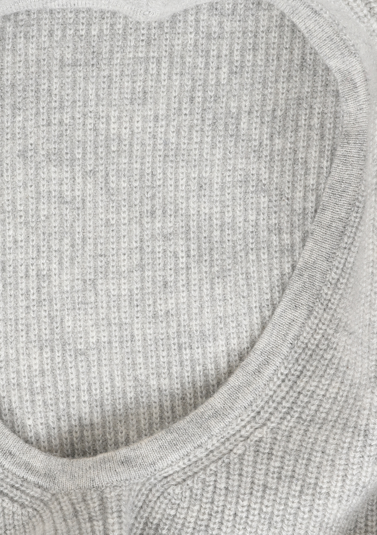 Cashmere Hood in Foggy Grey