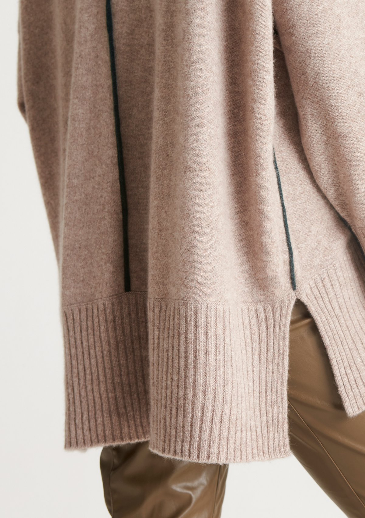 Contrast Trim Polo Neck Sweater in Brown/Green