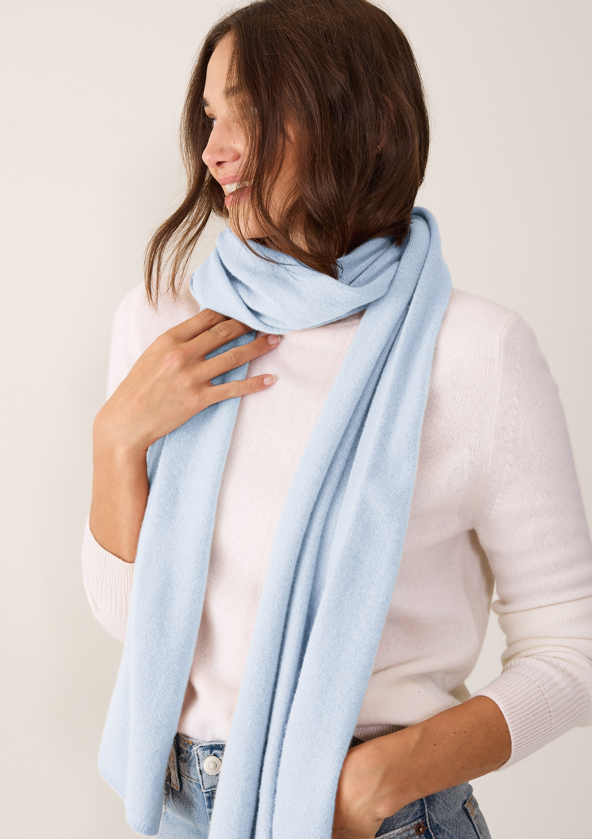 Lofty Cashmere Scarf in Whisper Blue