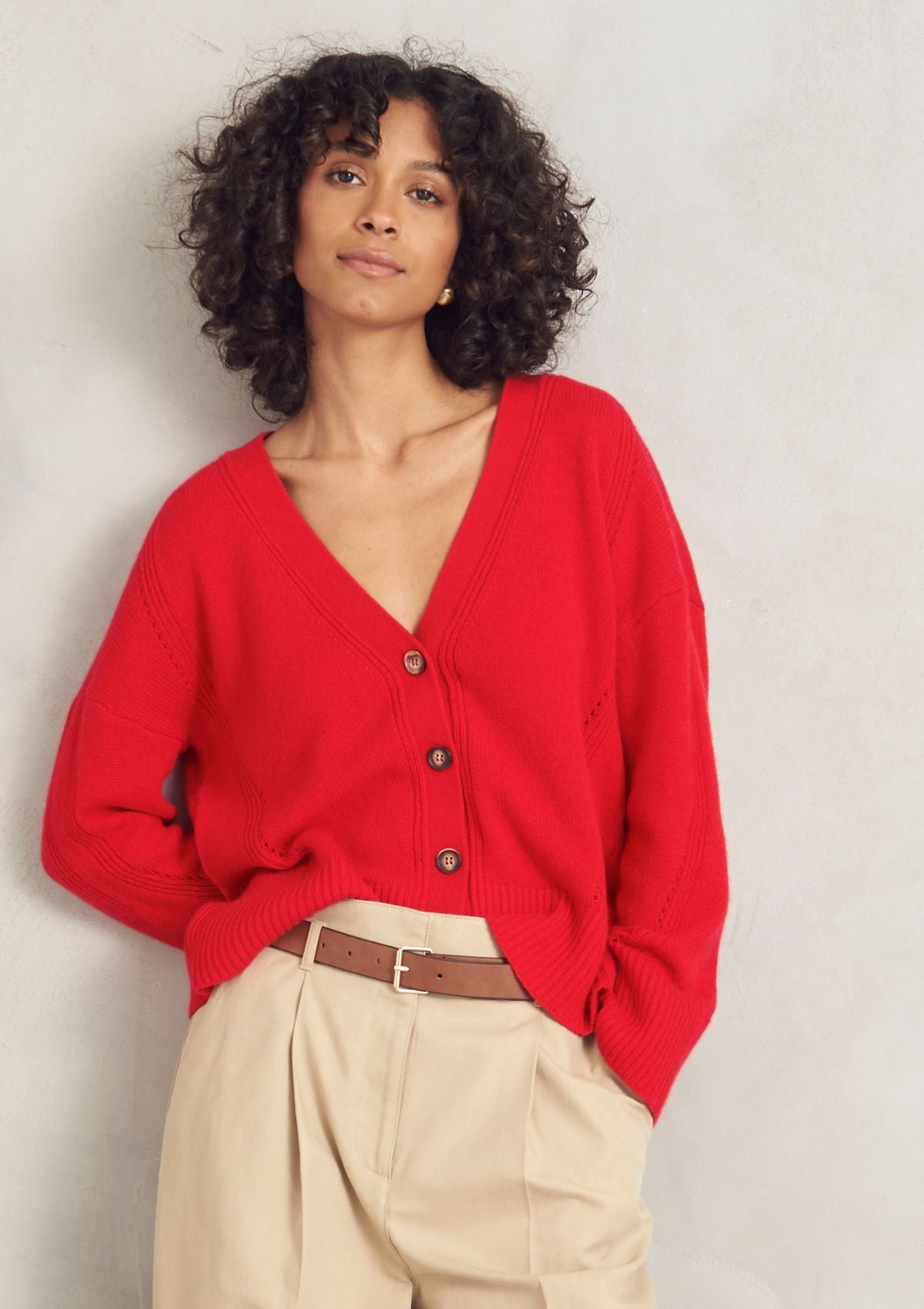 Lofty Cashmere Cardigan in Rouge Red