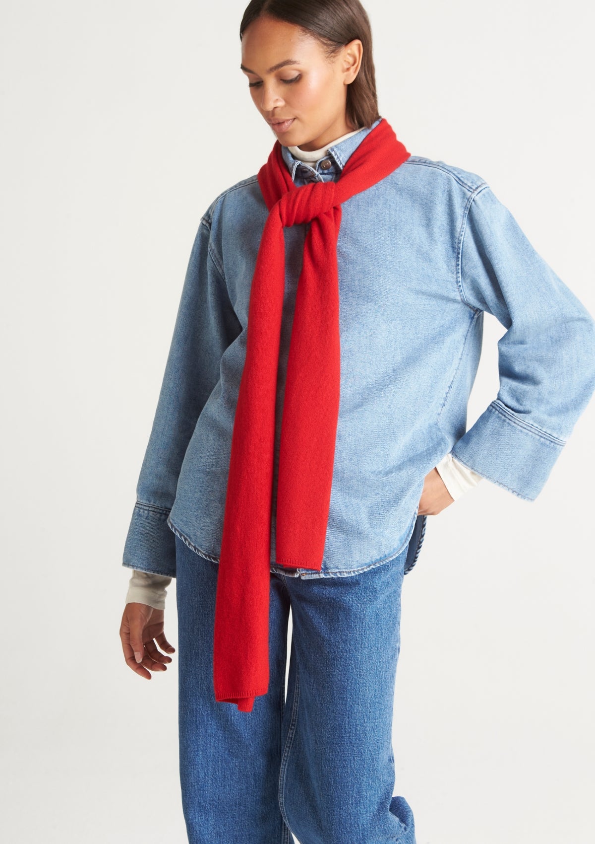 Lofty Cashmere Scarf in Postbox Red