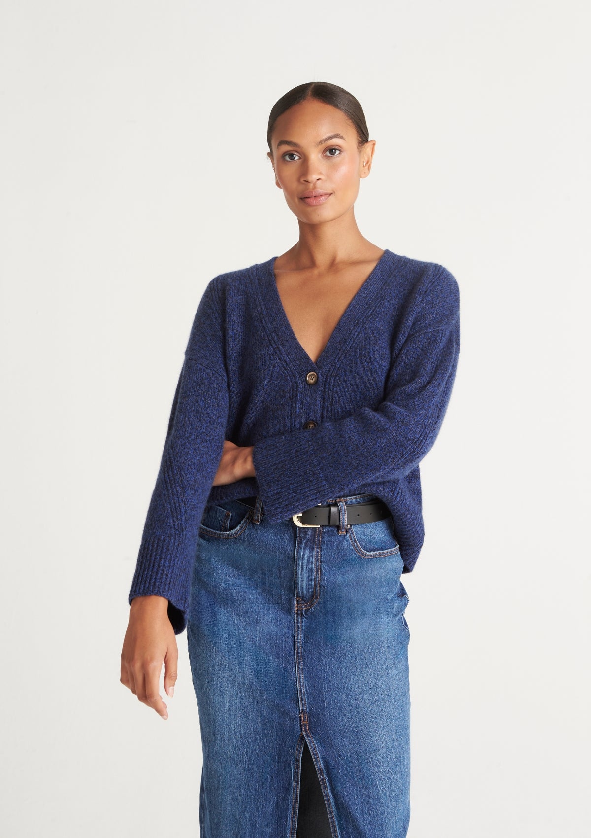 Lofty Cashmere Cardigan in Deep Blue