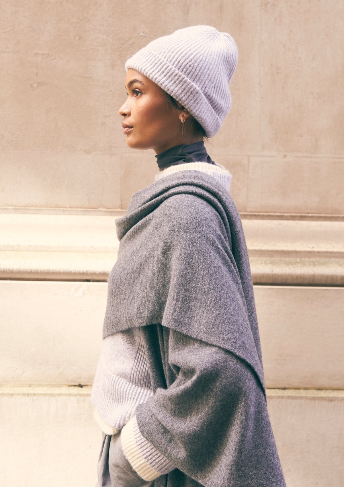Cos Grey Cashmere Beanie COS Ribbed Edge Cashmere Hat Endource display picture 3