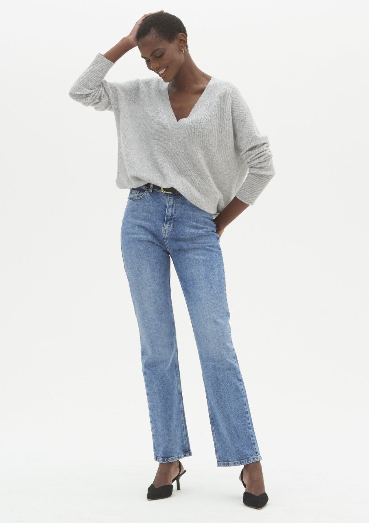 Relaxed V Neck Sweater in Foggy Grey