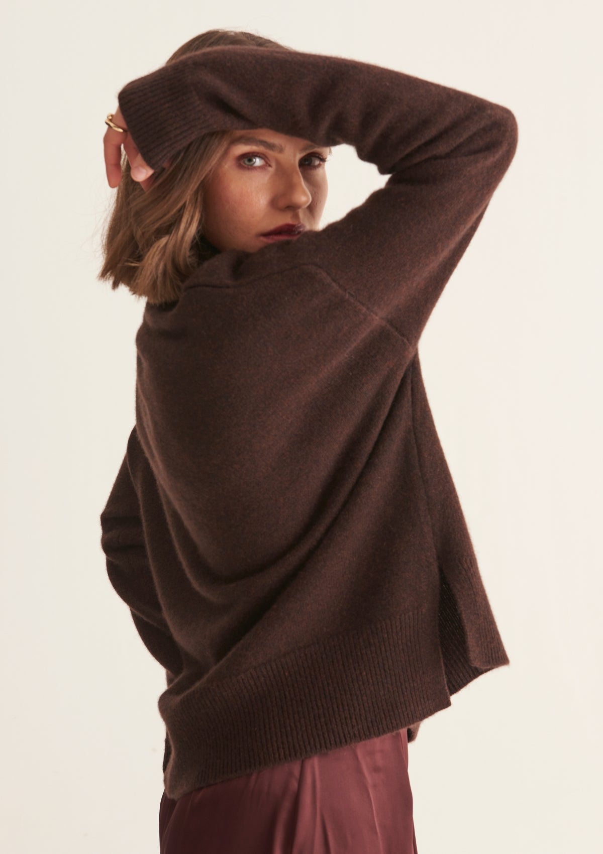 Ribbed Trim Polo Sweater in Rye Brown