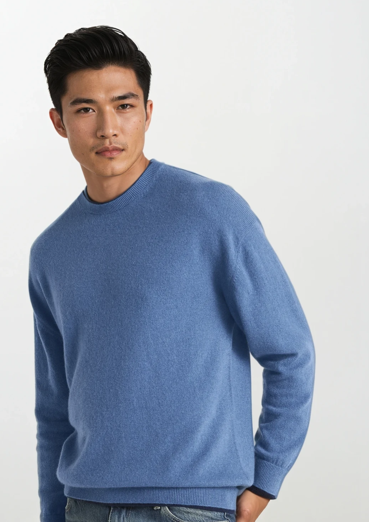 Mens Cashmere Crew Neck Sweater in Marina Blue