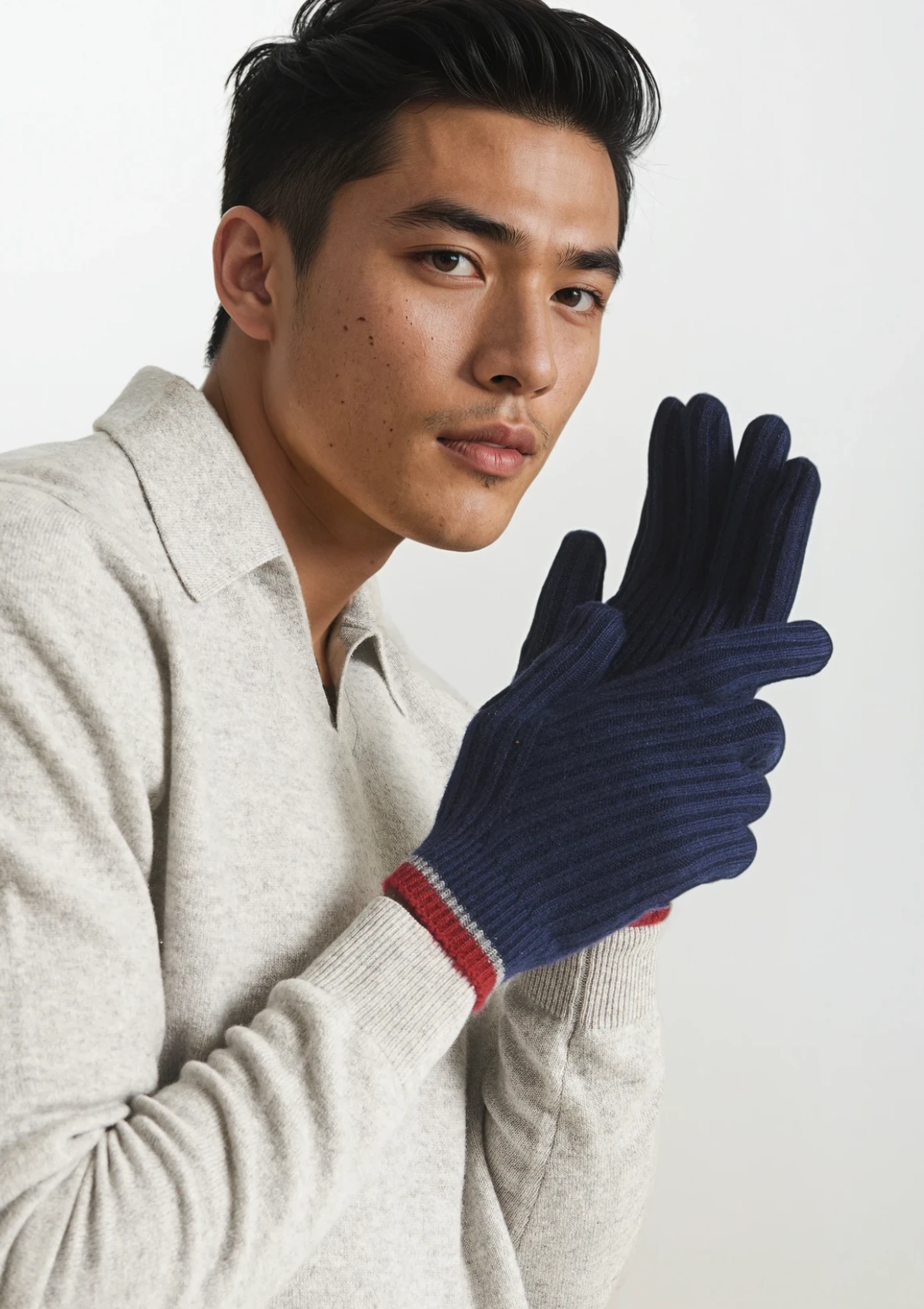 Mens Cashmere Gloves in Midnight Blue