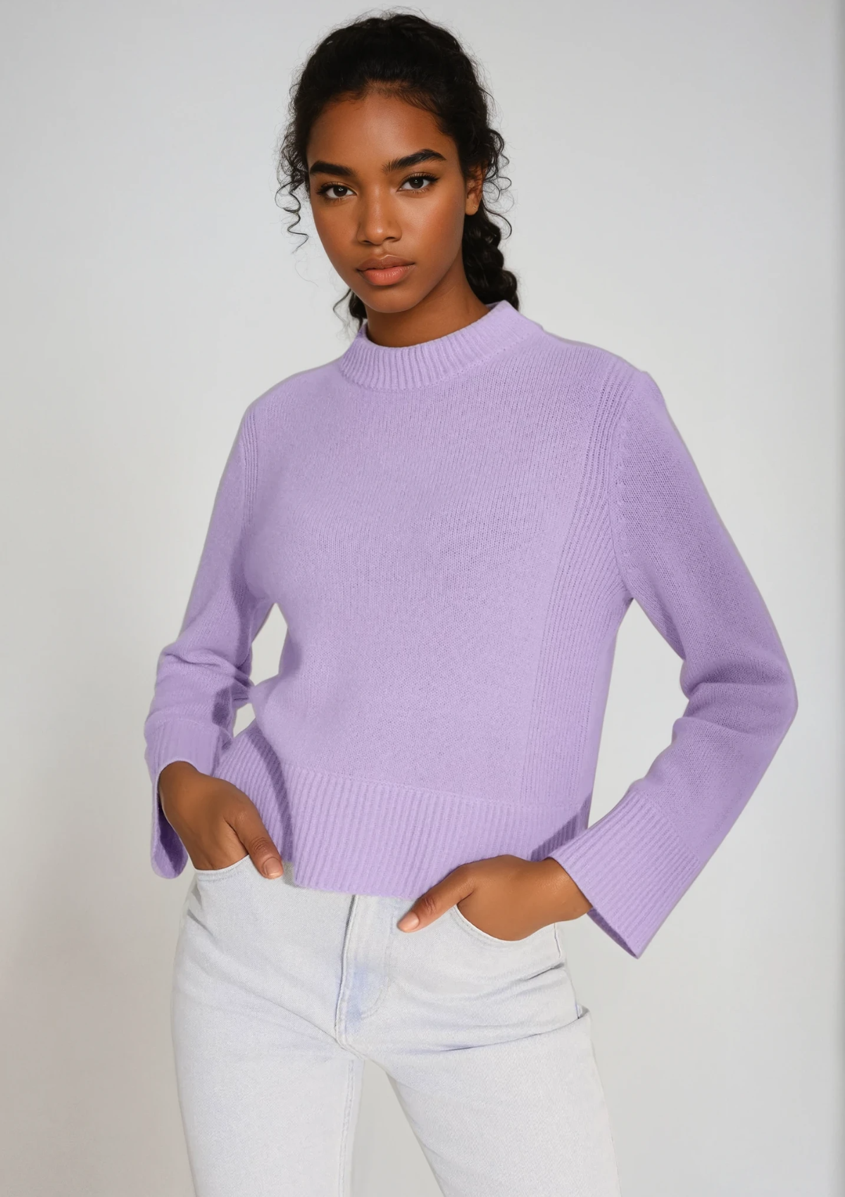 Cropped Cashmere Sweatshirt in Lilac Bonbon