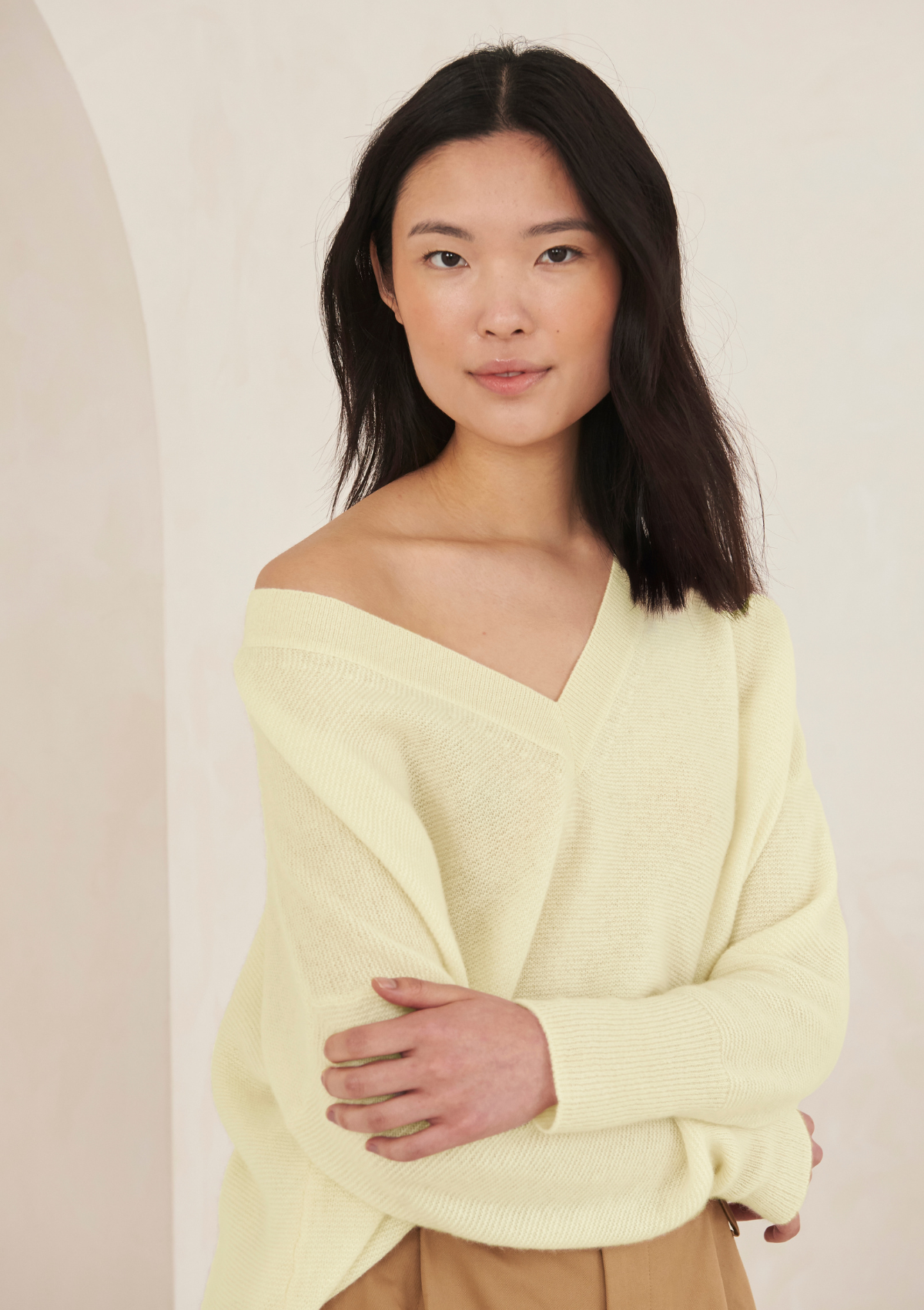 Relaxed Lofty V Neck Sweater in Lemonade