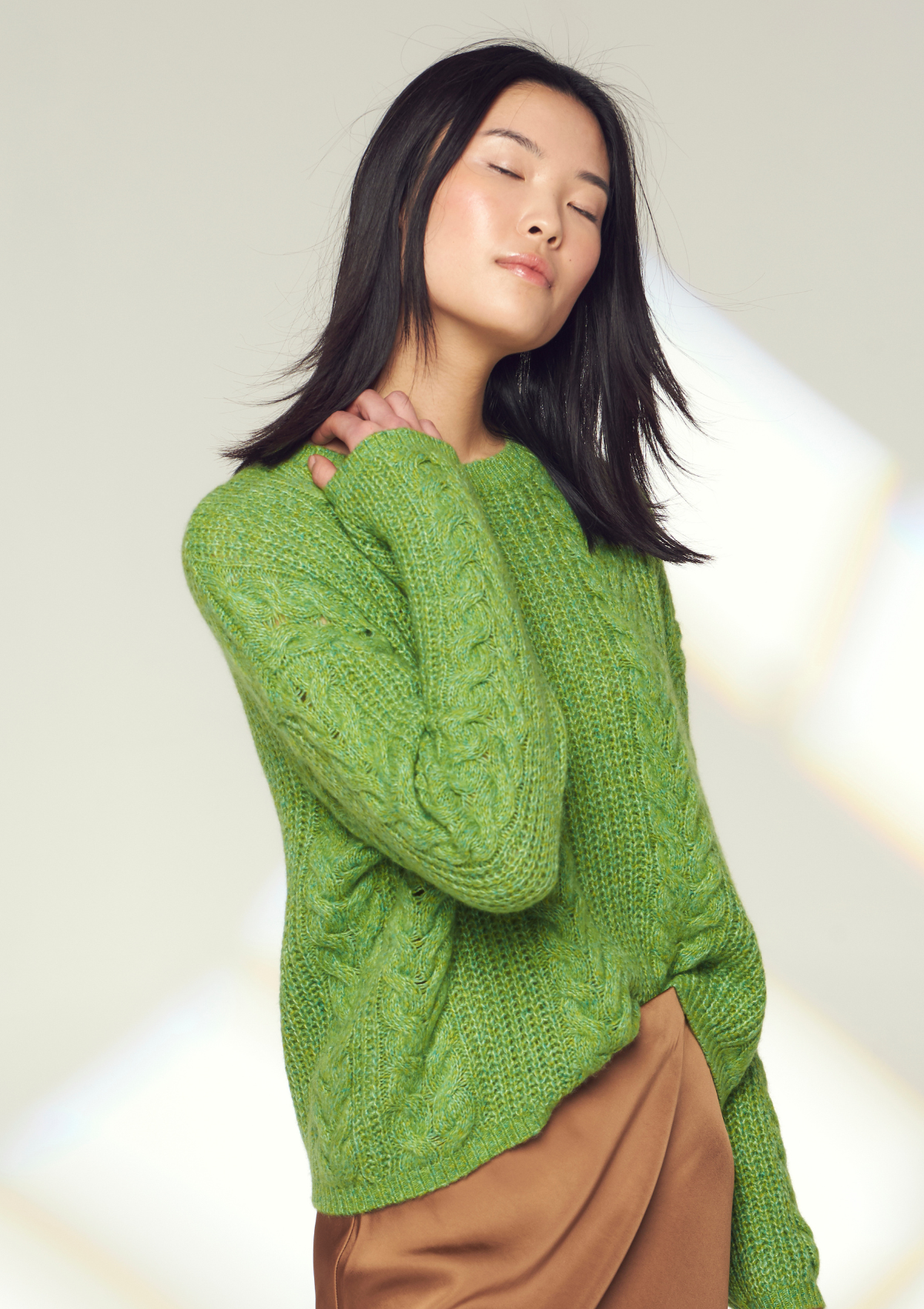 Silk Cashmere Blend Cable Crew Neck Sweater in Sedum Green