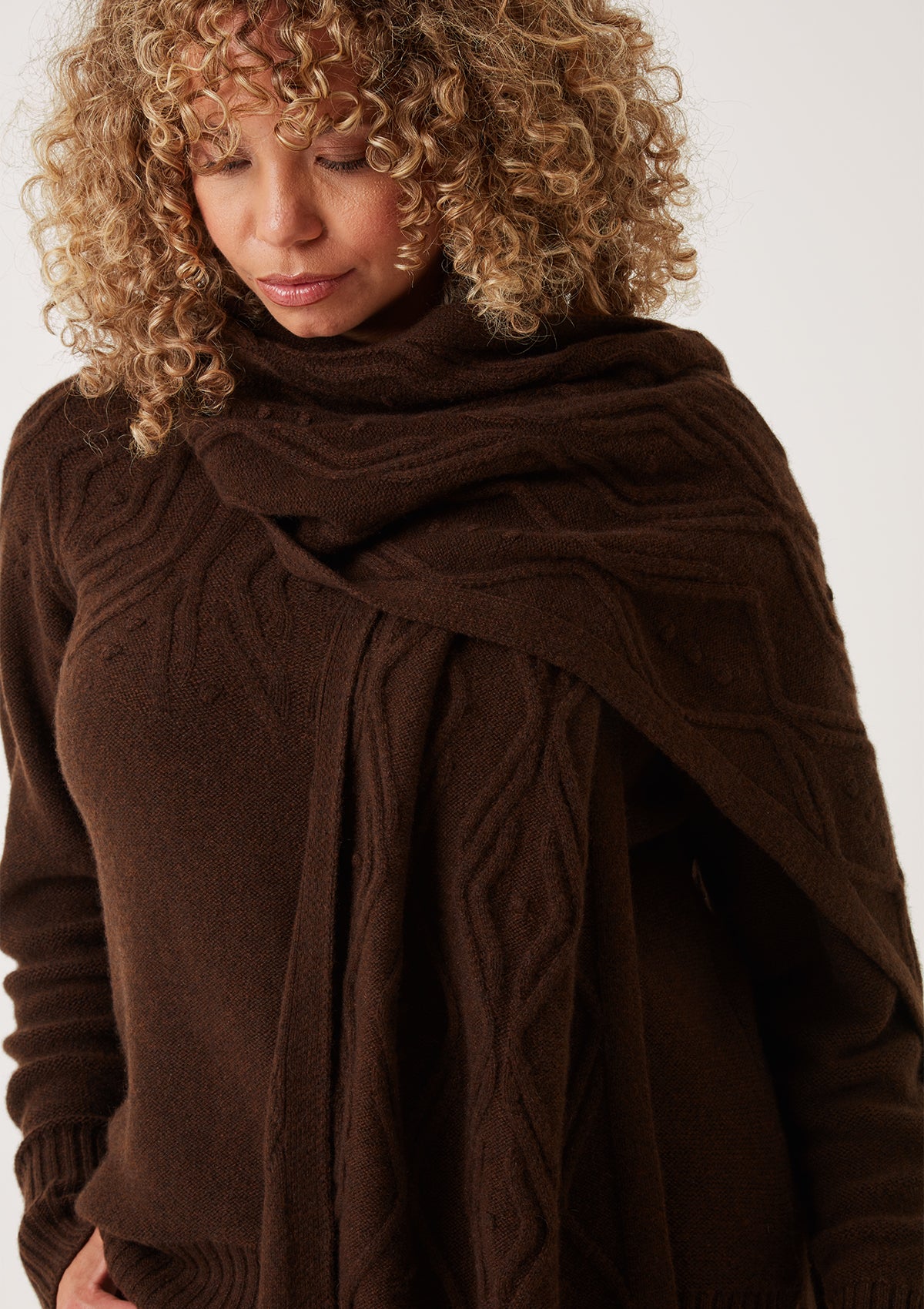 Scarf in Americano Brown