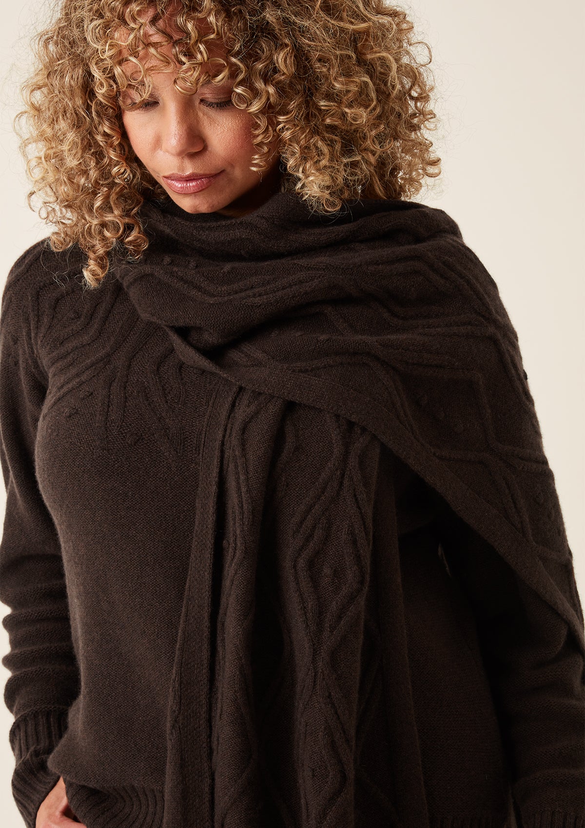 Scarf in Americano Brown