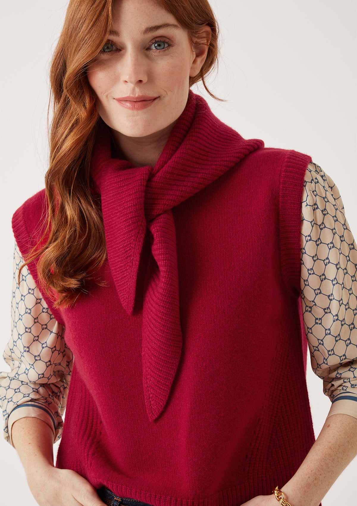 Cashmere Triangle Scarf in Garnet Red
