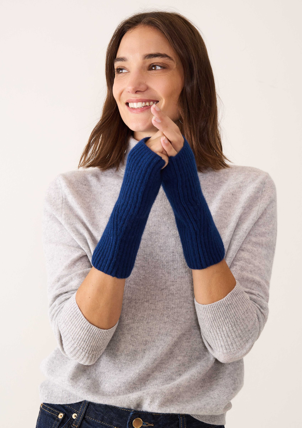 Cashmere Mitt in Midnight Blue
