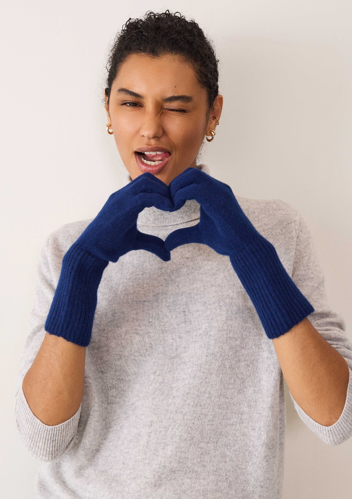 Cashmere Glove in Midnight Blue