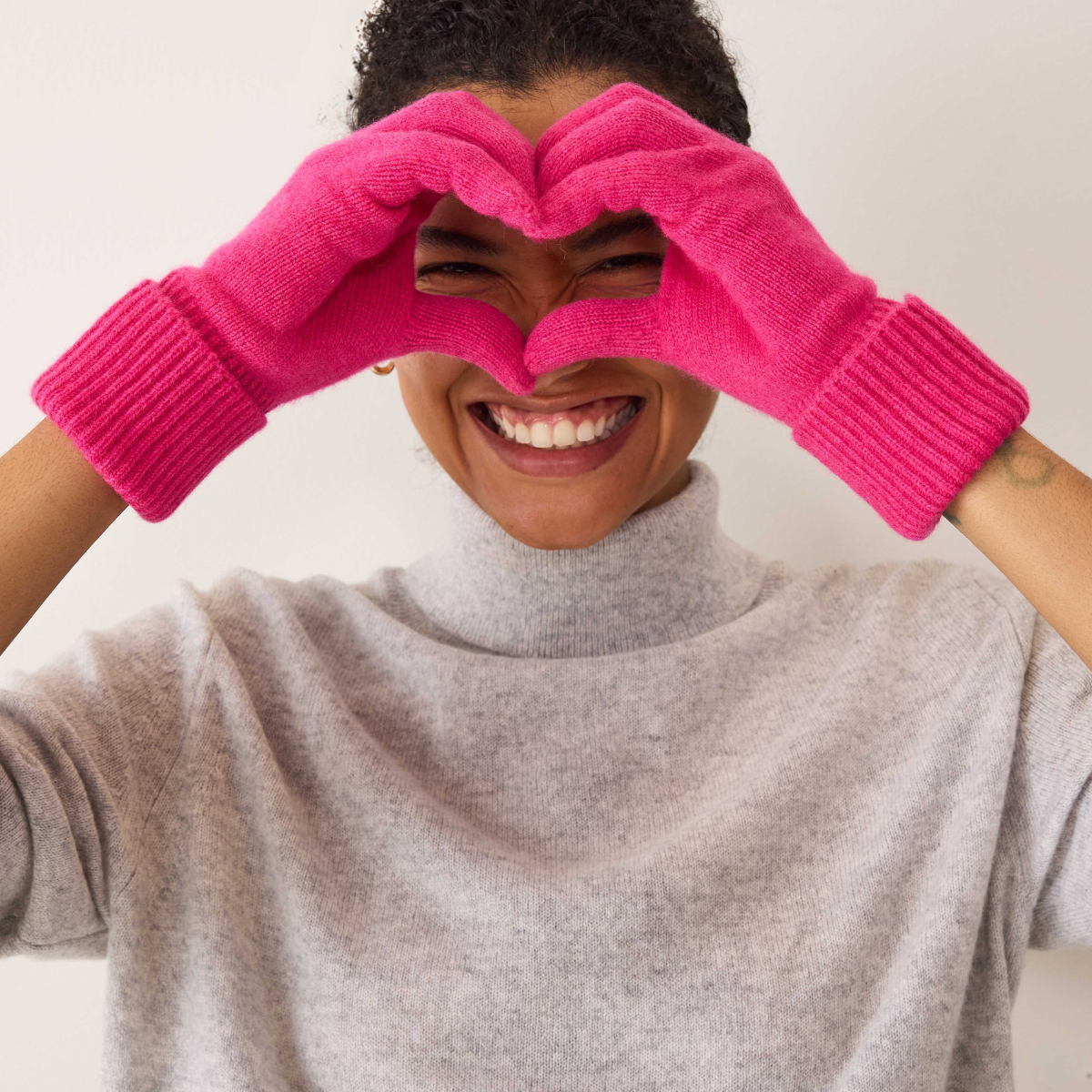 Cashmere Gloves in Rose Pink