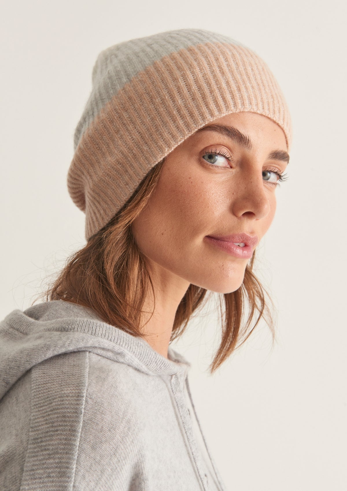 Cashmere Beanie in Striped