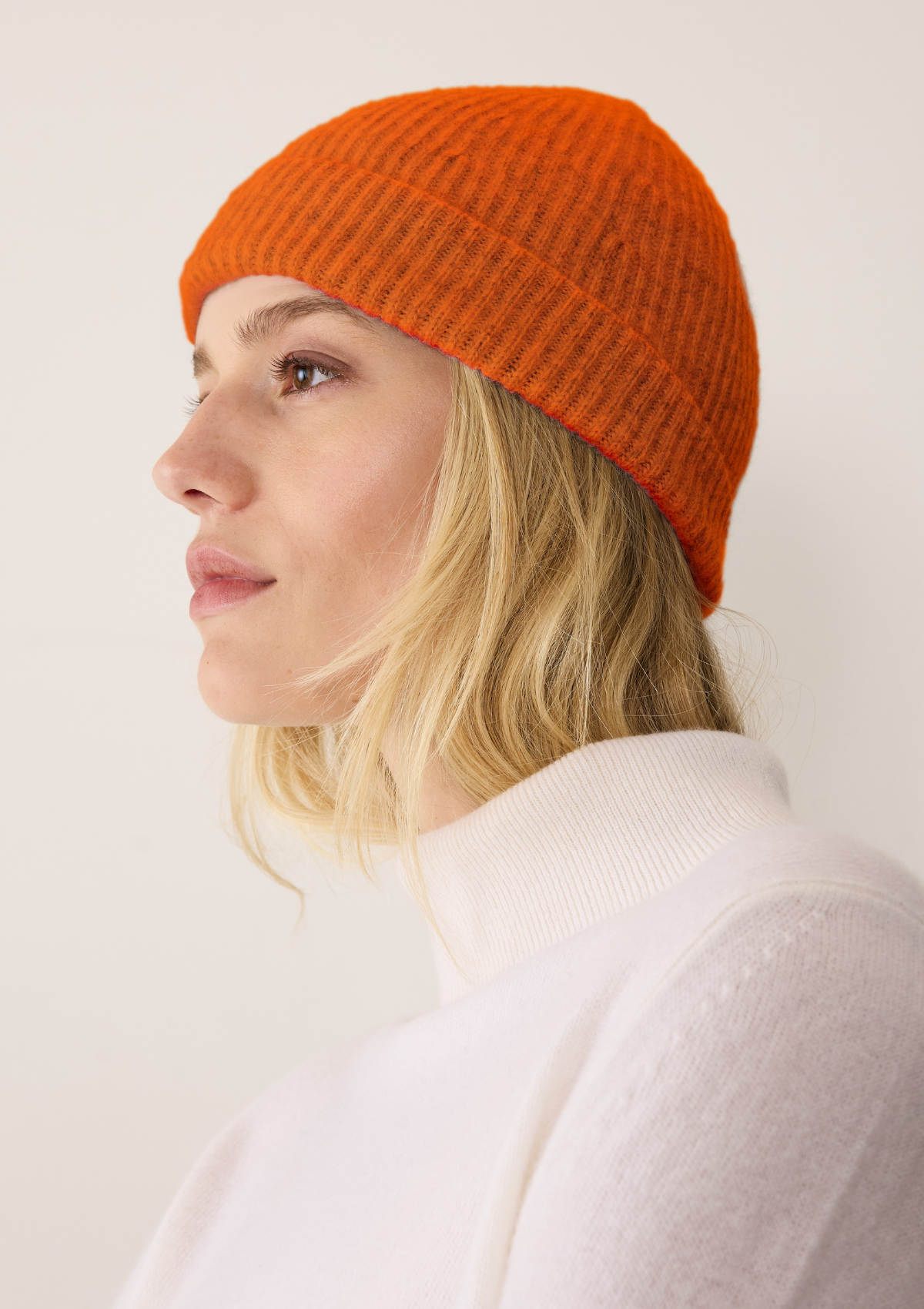 Cashmere Beanie in Marmalade Orange