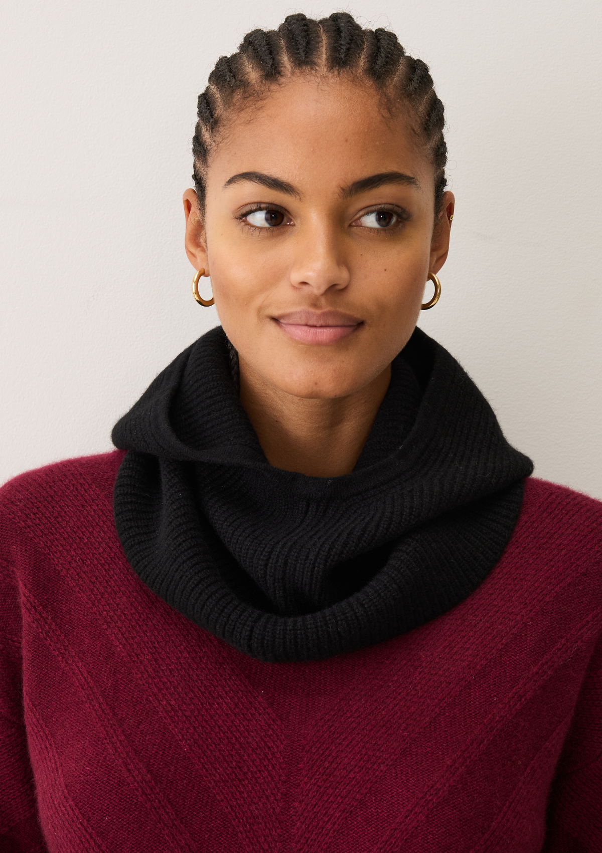 Cashmere Hood in Black