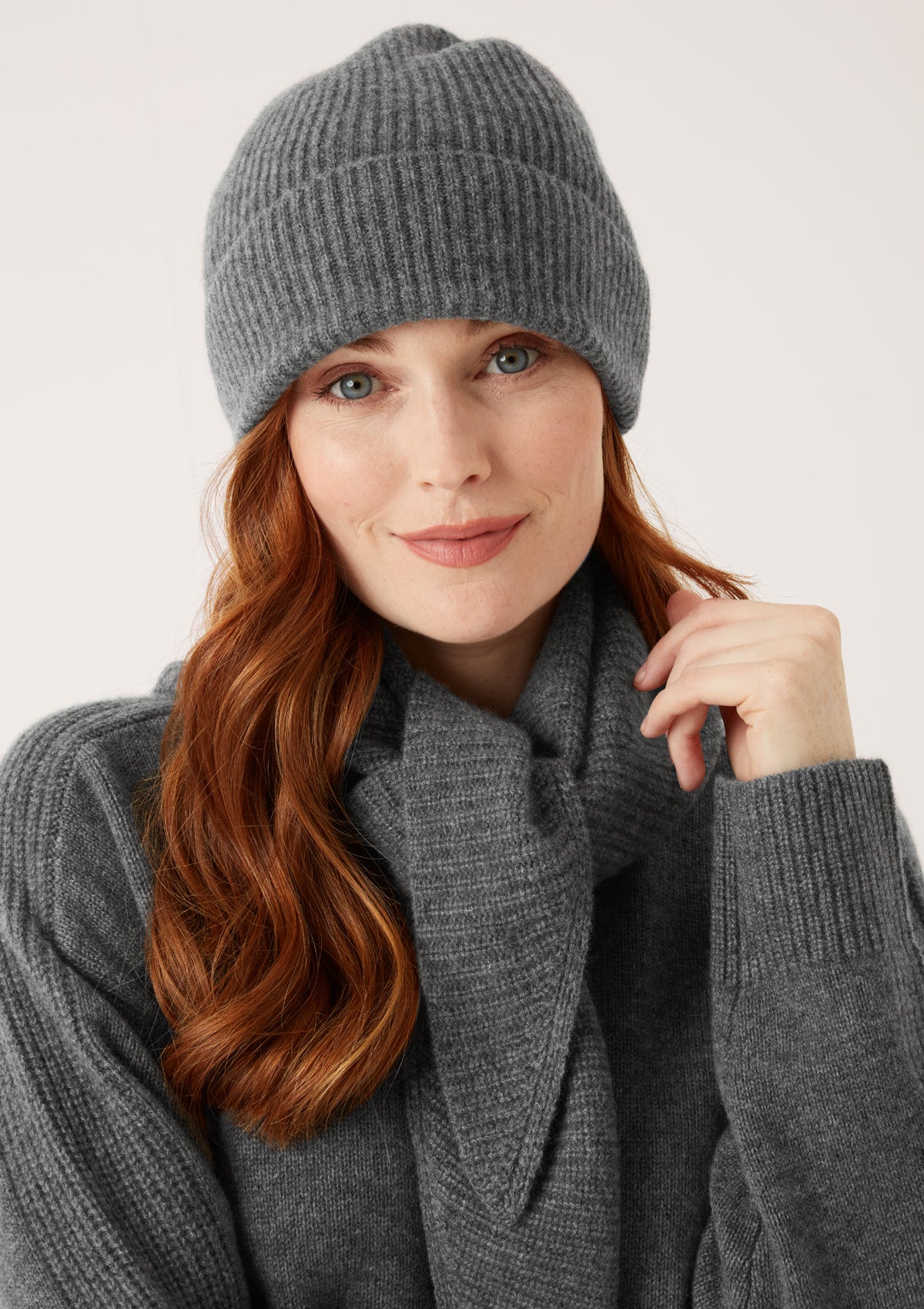 New Cashmere Beanie in Pewter Grey
