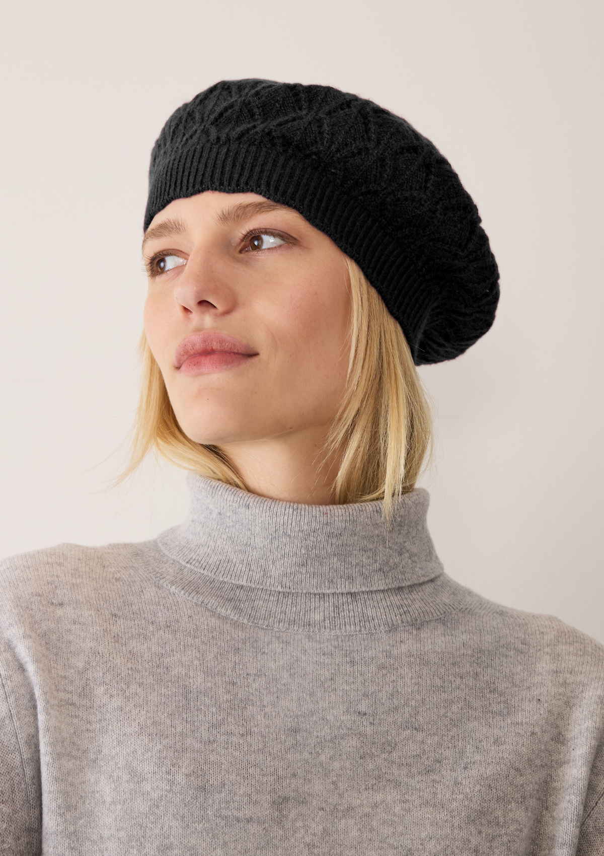 Pointelle Beret in Black