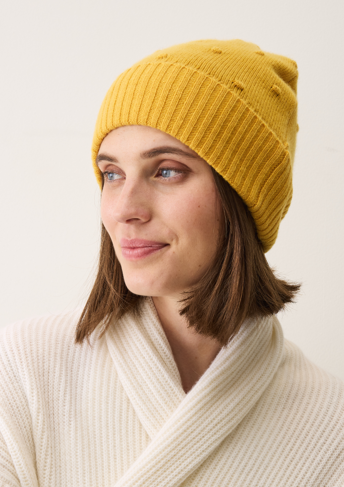 Bobble Hat in Melon Yellow
