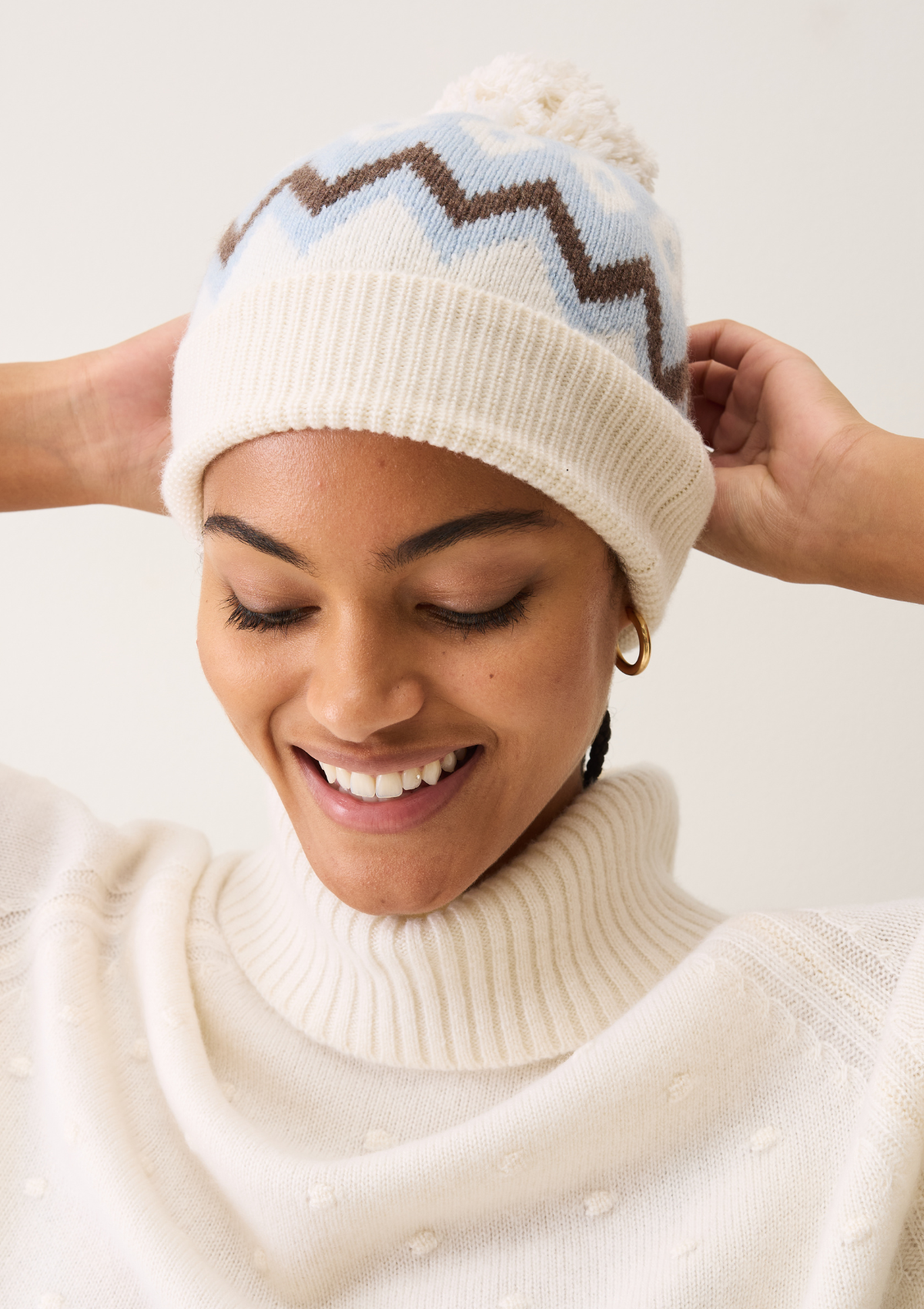 Bobble Beanie in Snow & Blue Nordic Mix