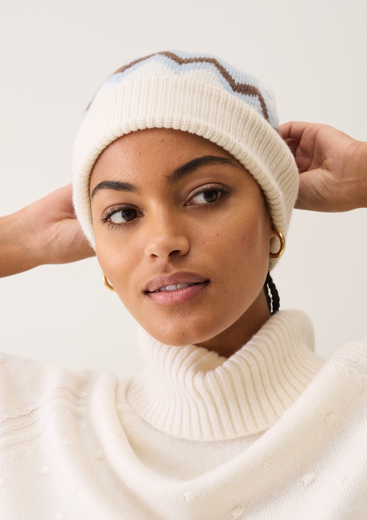 Bobble Beanie in Snow & Blue Nordic Mix