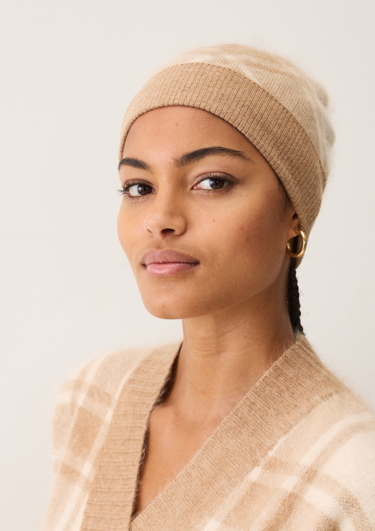 Brushed Check Beanie in Porcelaine White & Woodcarving Brown