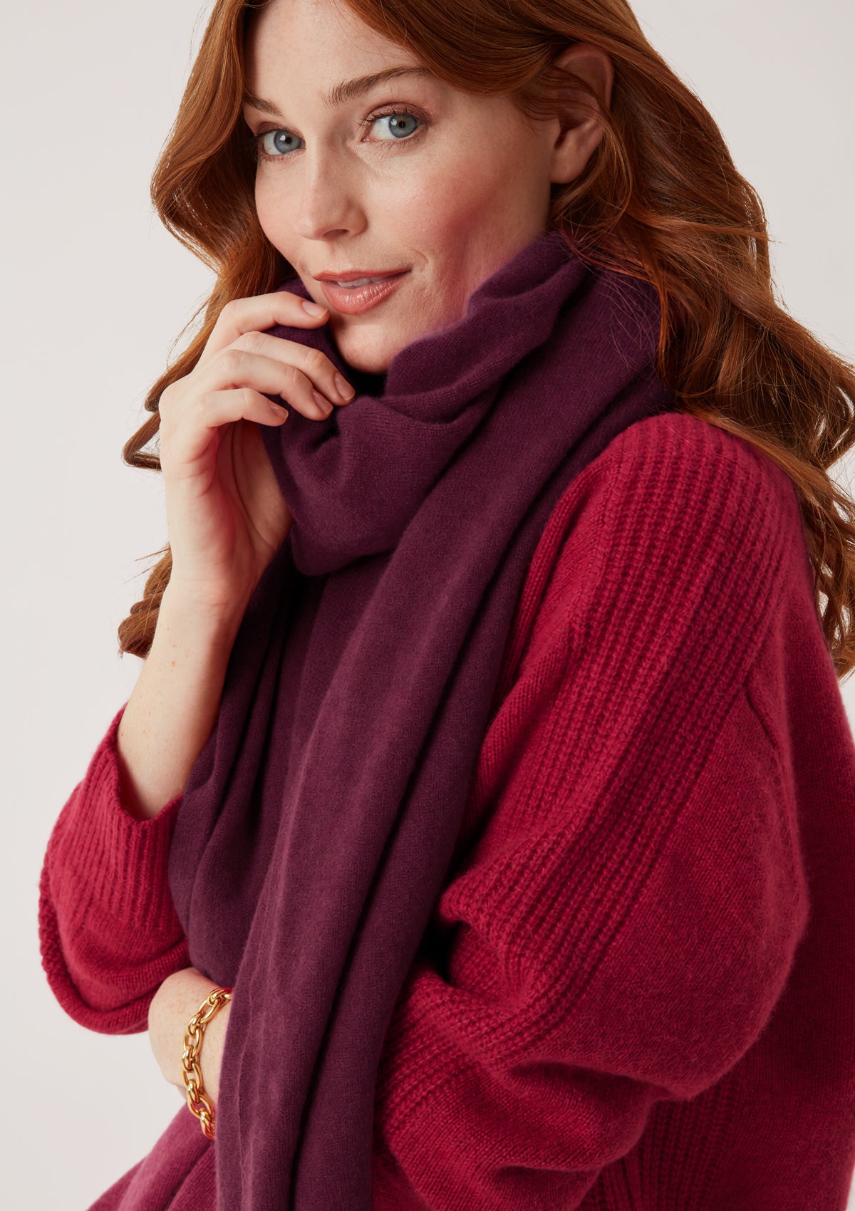 Cashmere Lofty Blanket Scarf in Barolo Red