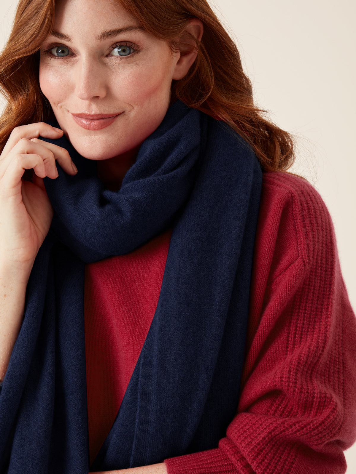 Cashmere Lofty Blanket Scarf in Midnight Blue
