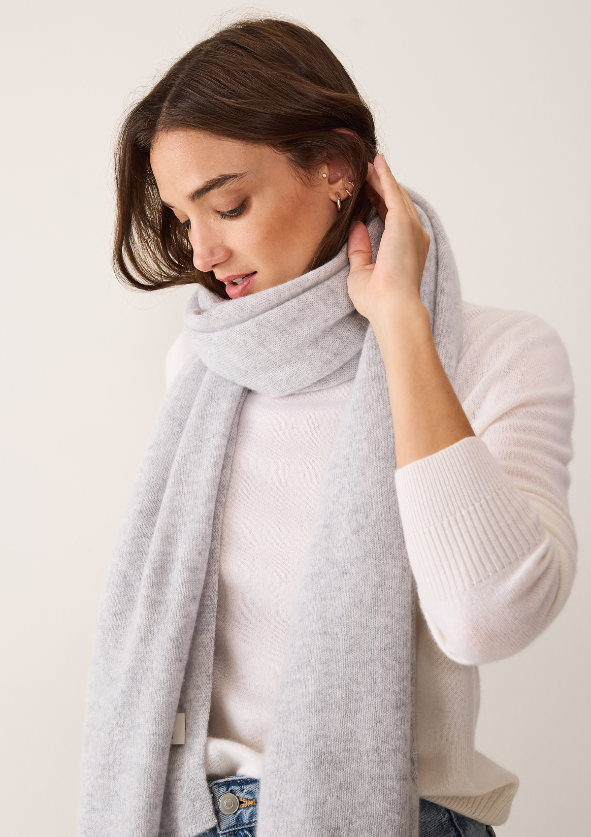 Cashmere Lofty Blanket Scarf in Foggy Grey