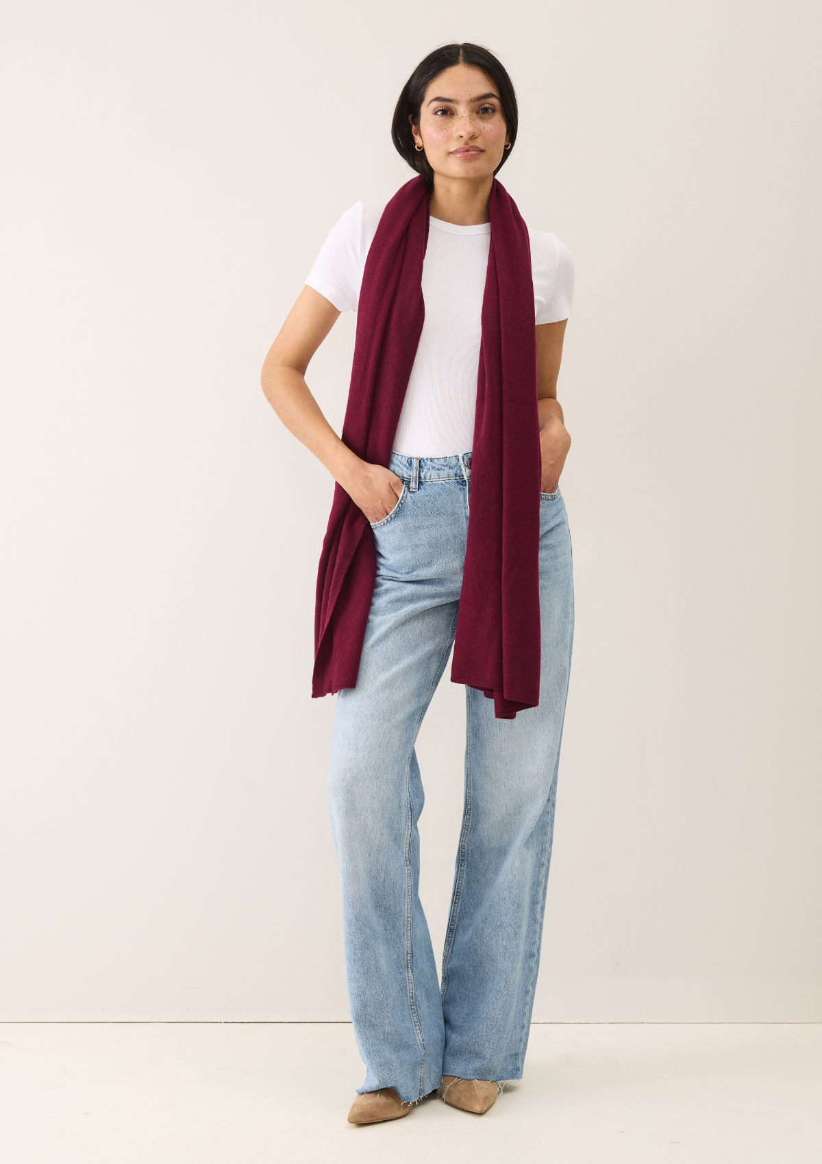 Cashmere Lofty Blanket Scarf in Barolo Red