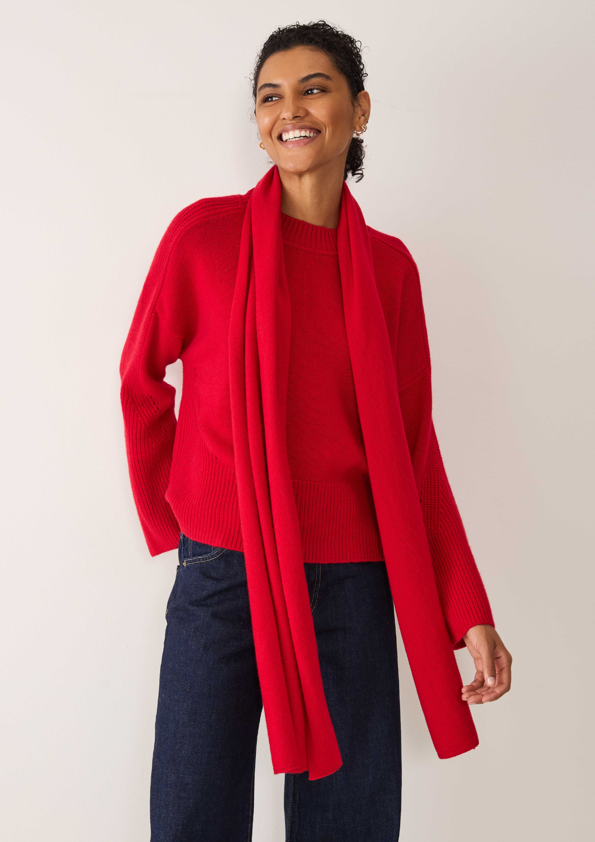 Lofty Cashmere Scarf in Crimson Red