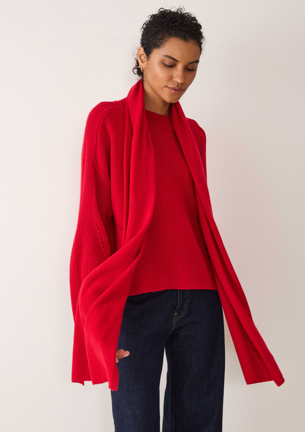 Lofty Cashmere Scarf in Crimson Red