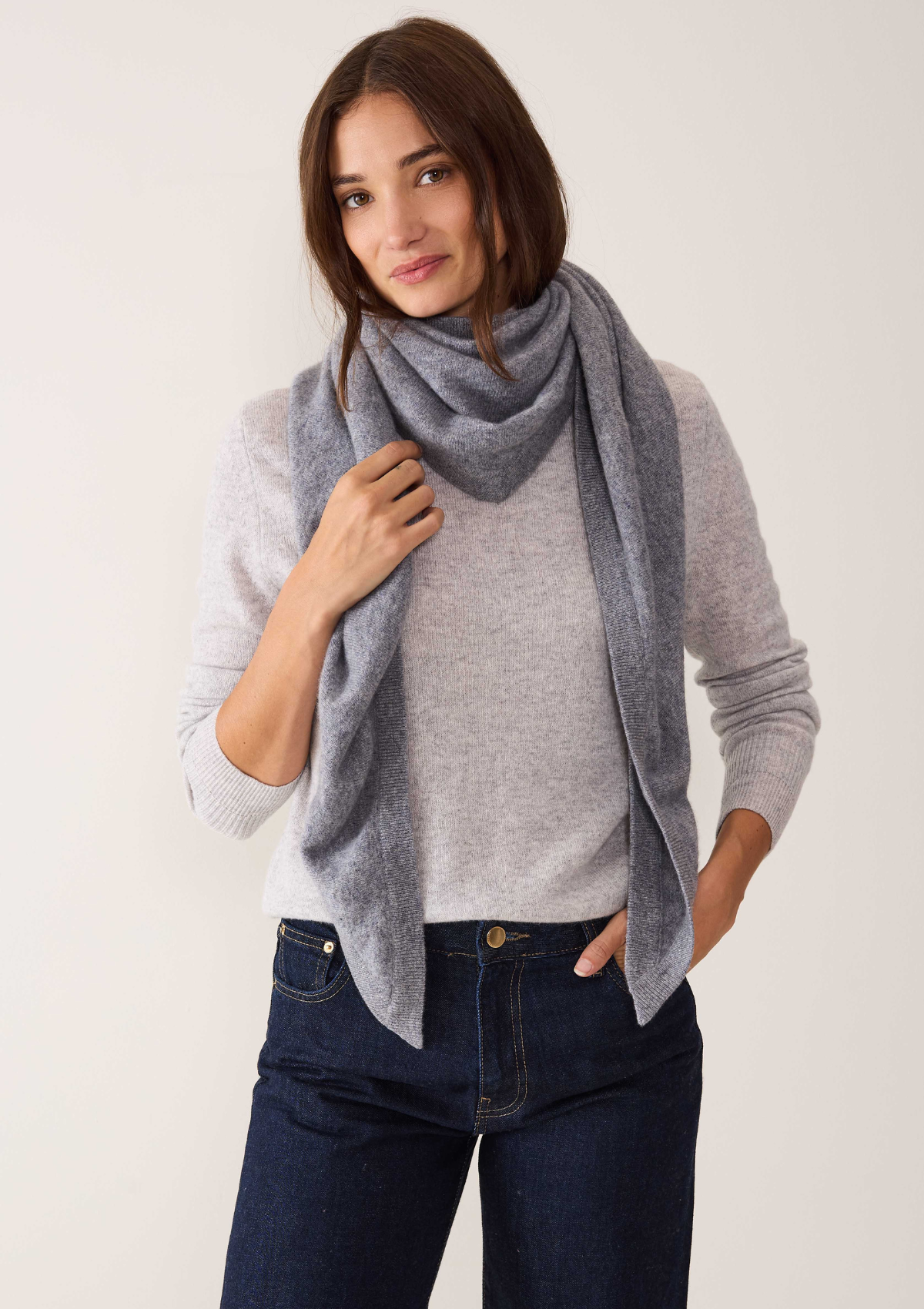 Cashmere Triangle Scarf in Monument Grey